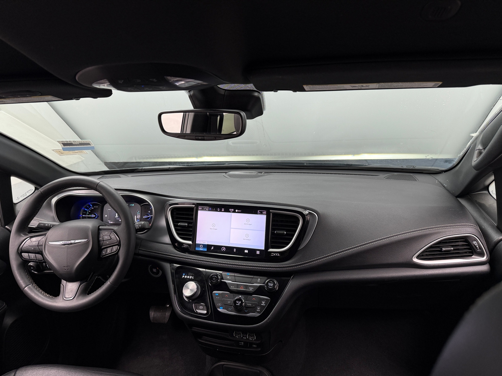Thumbnail: 2022 Chrysler Pacifica - 2