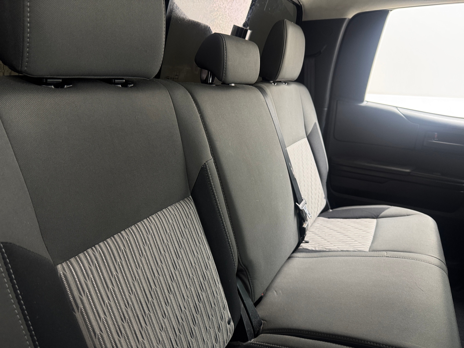 Thumbnail: 2015 Toyota Tundra - 6