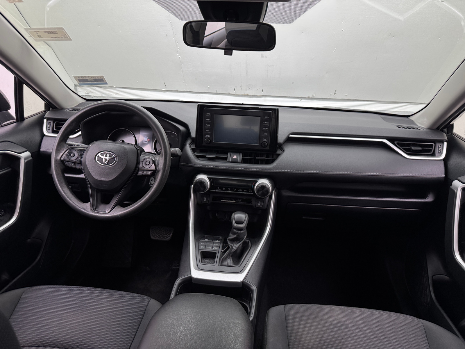 Thumbnail: 2019 Toyota RAV4 - 3