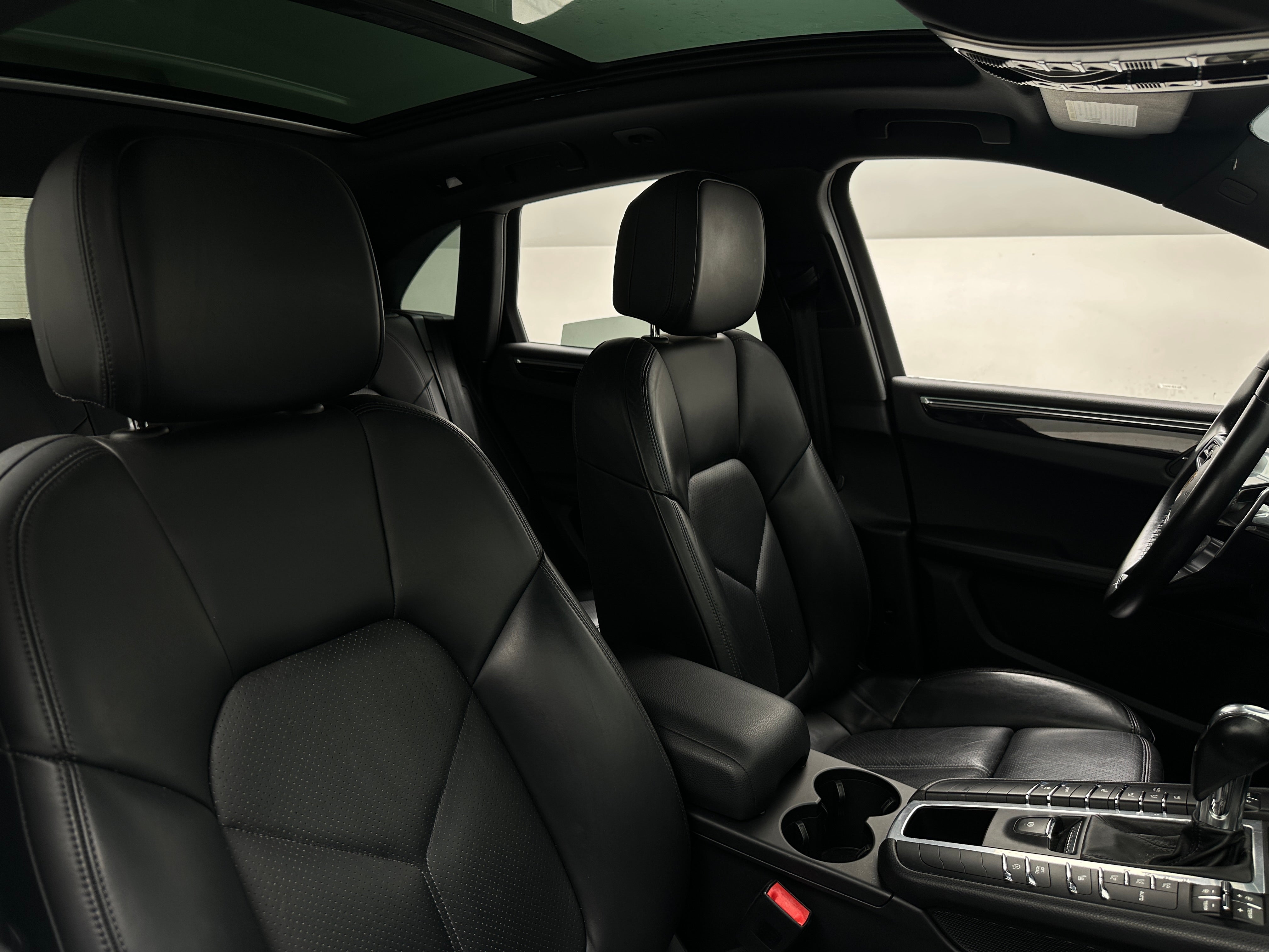 2016 Porsche Macan