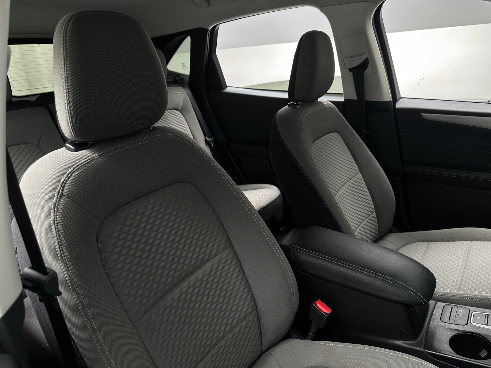 Thumbnail: 2022 Ford Escape - 2