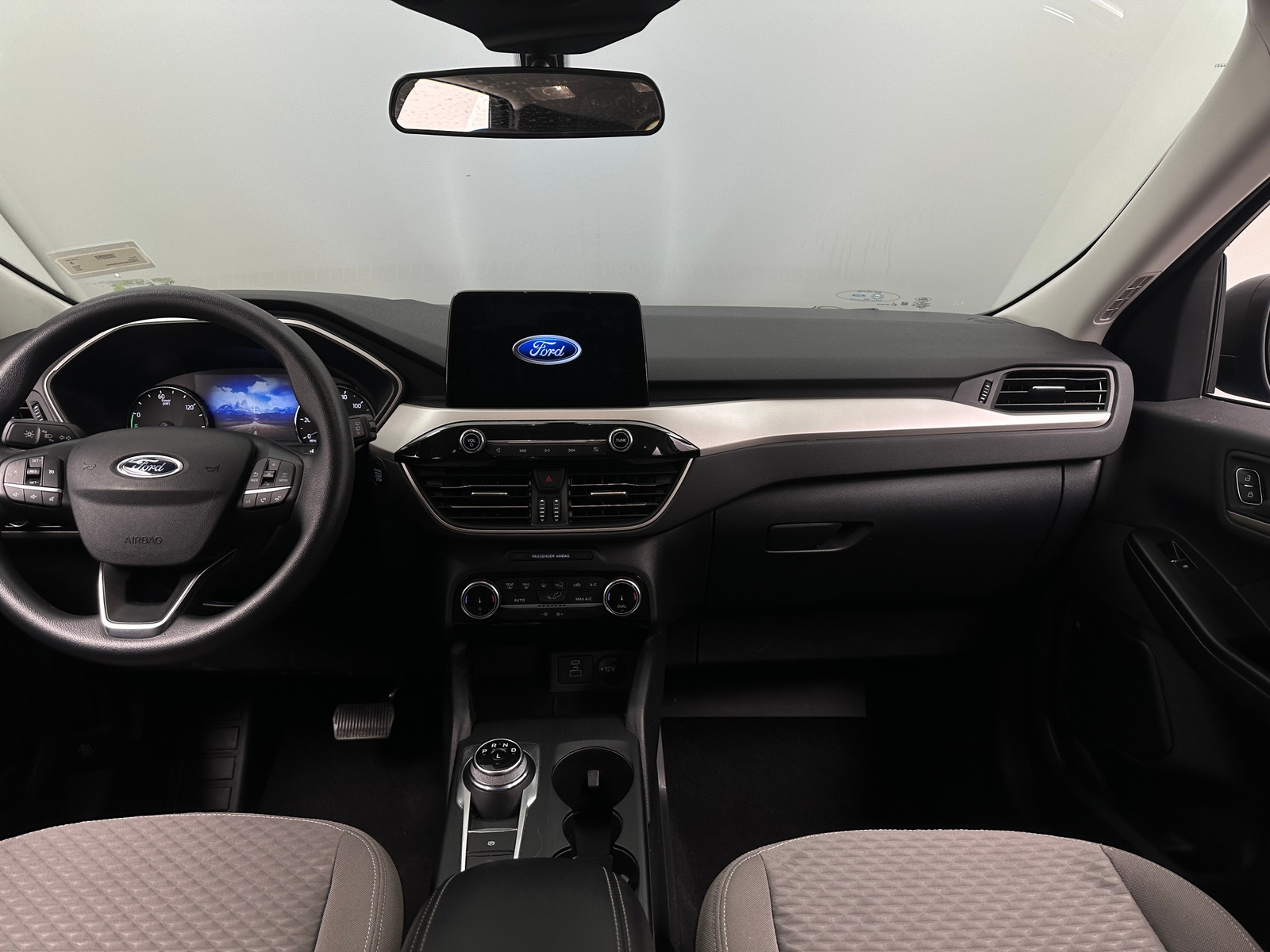 Thumbnail: 2022 Ford Escape - 3
