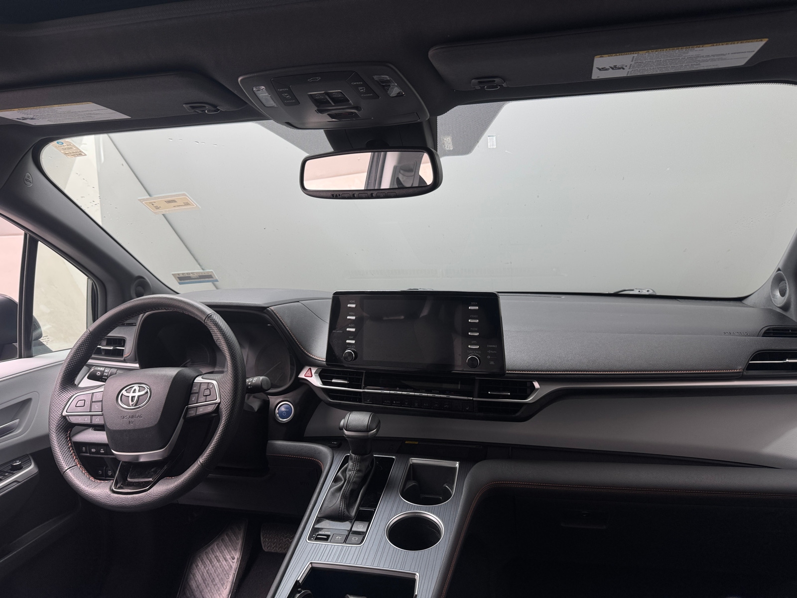 Thumbnail: 2023 Toyota Sienna - 2