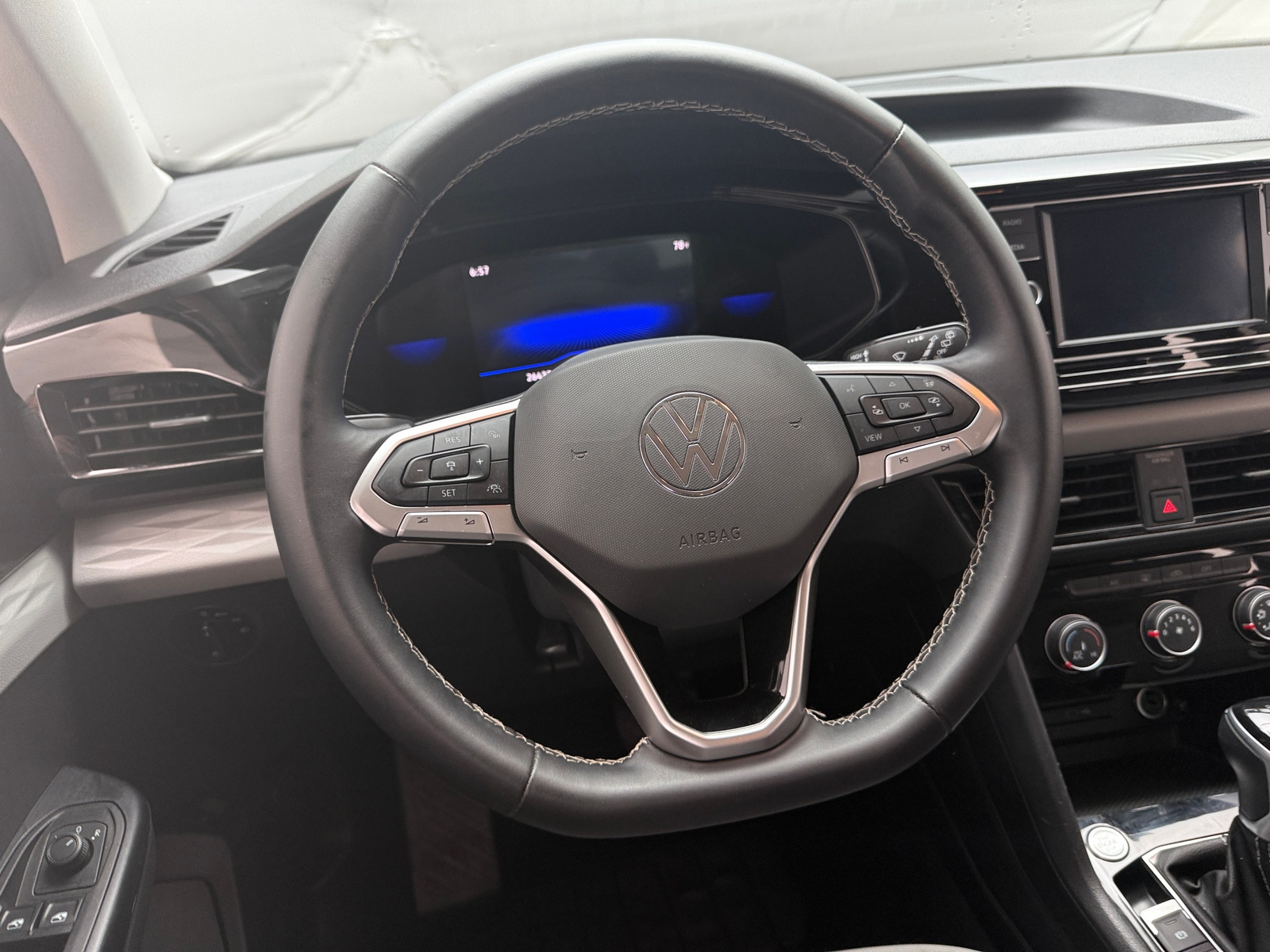 Thumbnail: 2024 Volkswagen Taos - 5