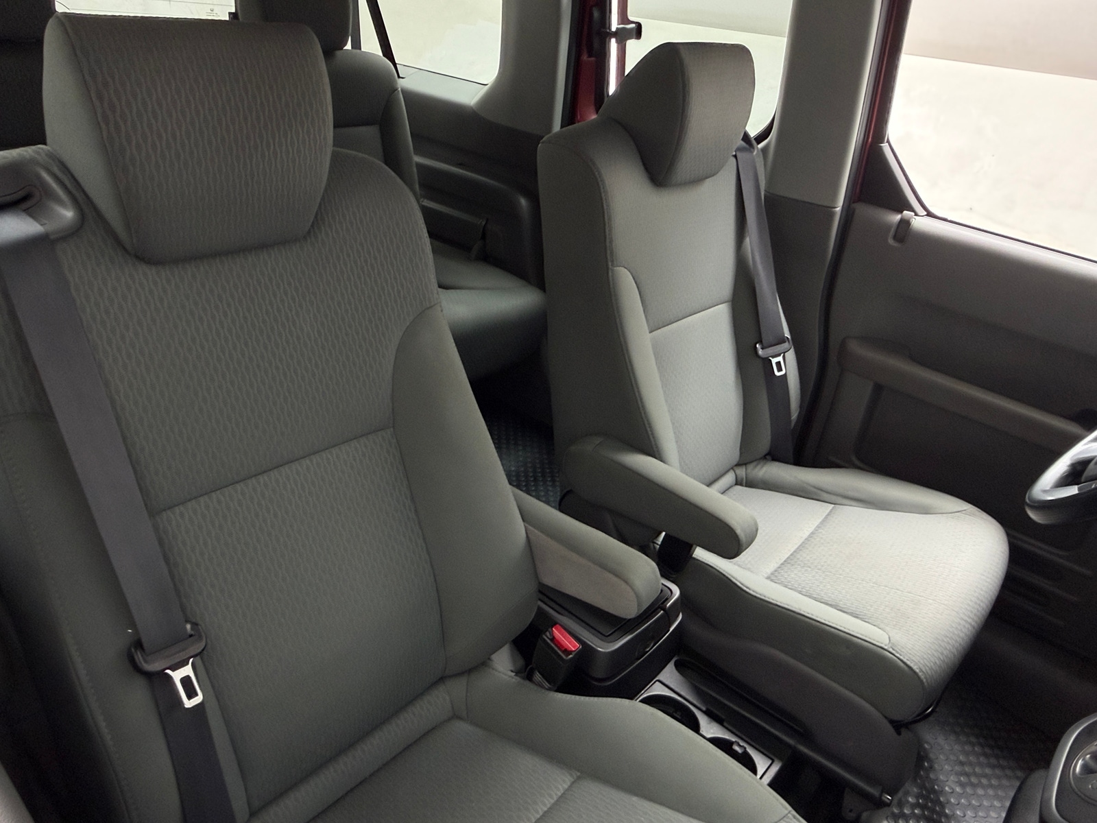 Thumbnail: 2011 Honda Element - 2
