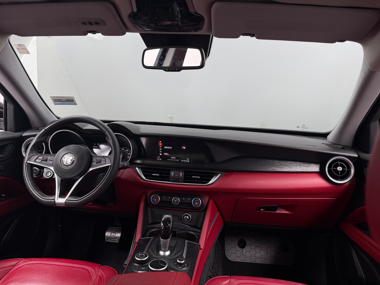 Thumbnail: 2019 Alfa Romeo Stelvio - 2