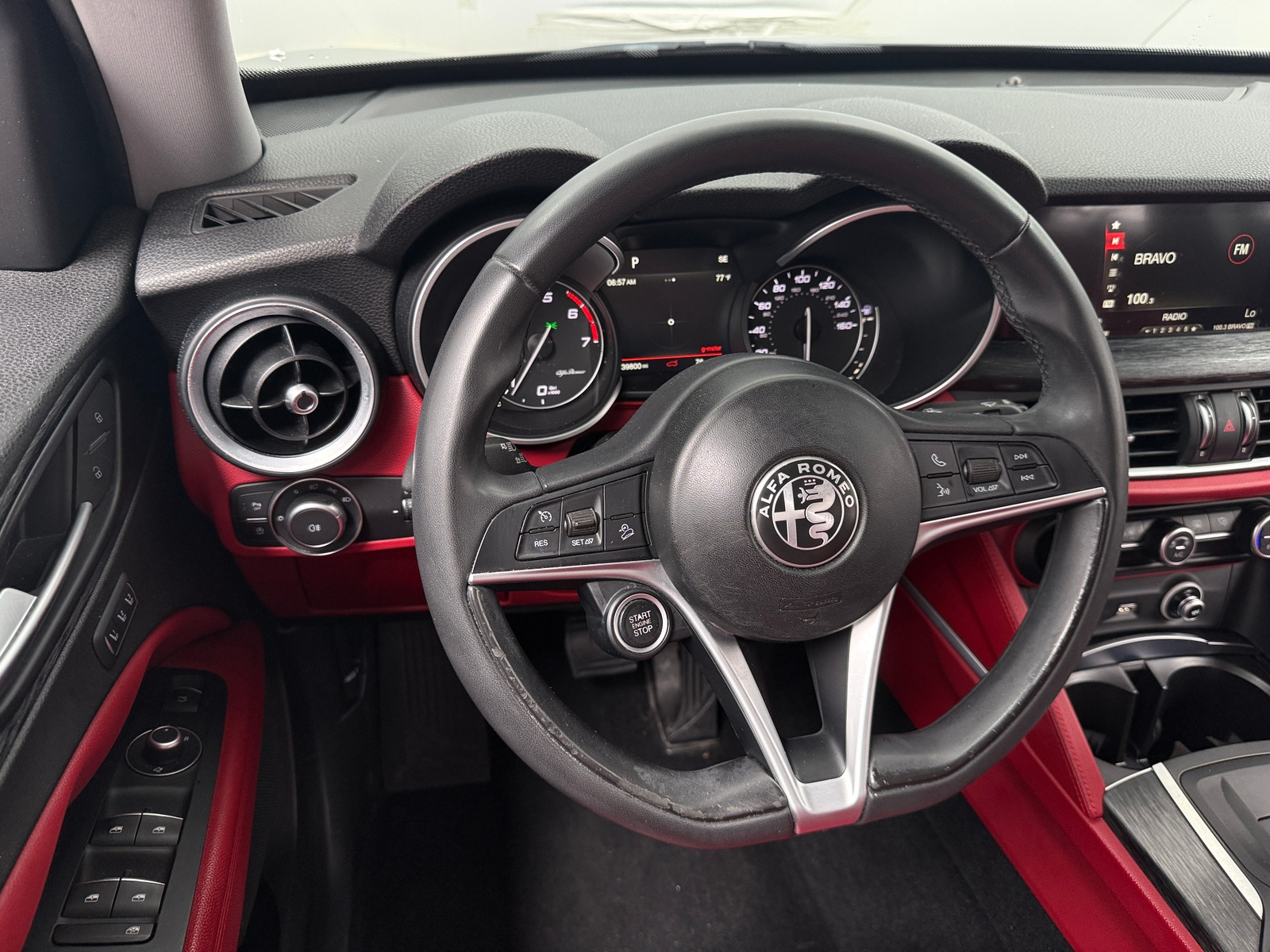 Thumbnail: 2019 Alfa Romeo Stelvio - 4