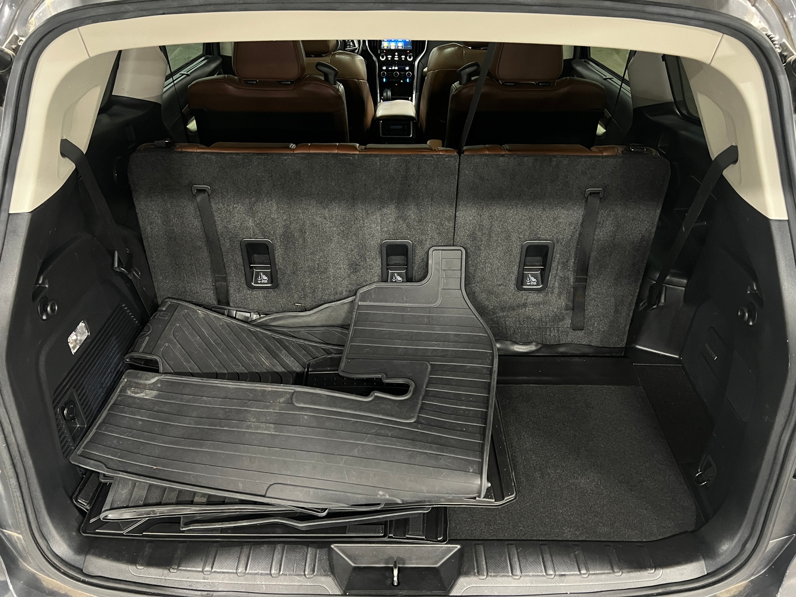 Thumbnail: 2019 Subaru Ascent - 6
