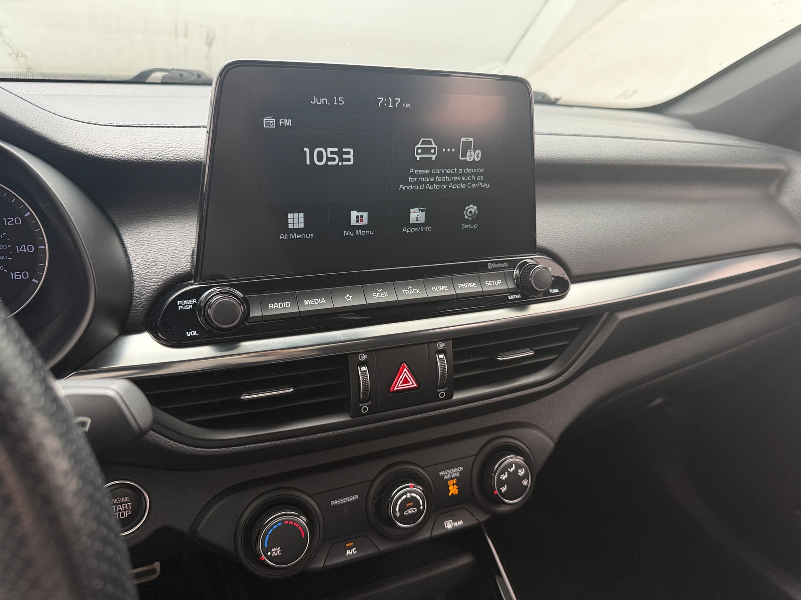 Thumbnail: 2021 Kia Forte - 4