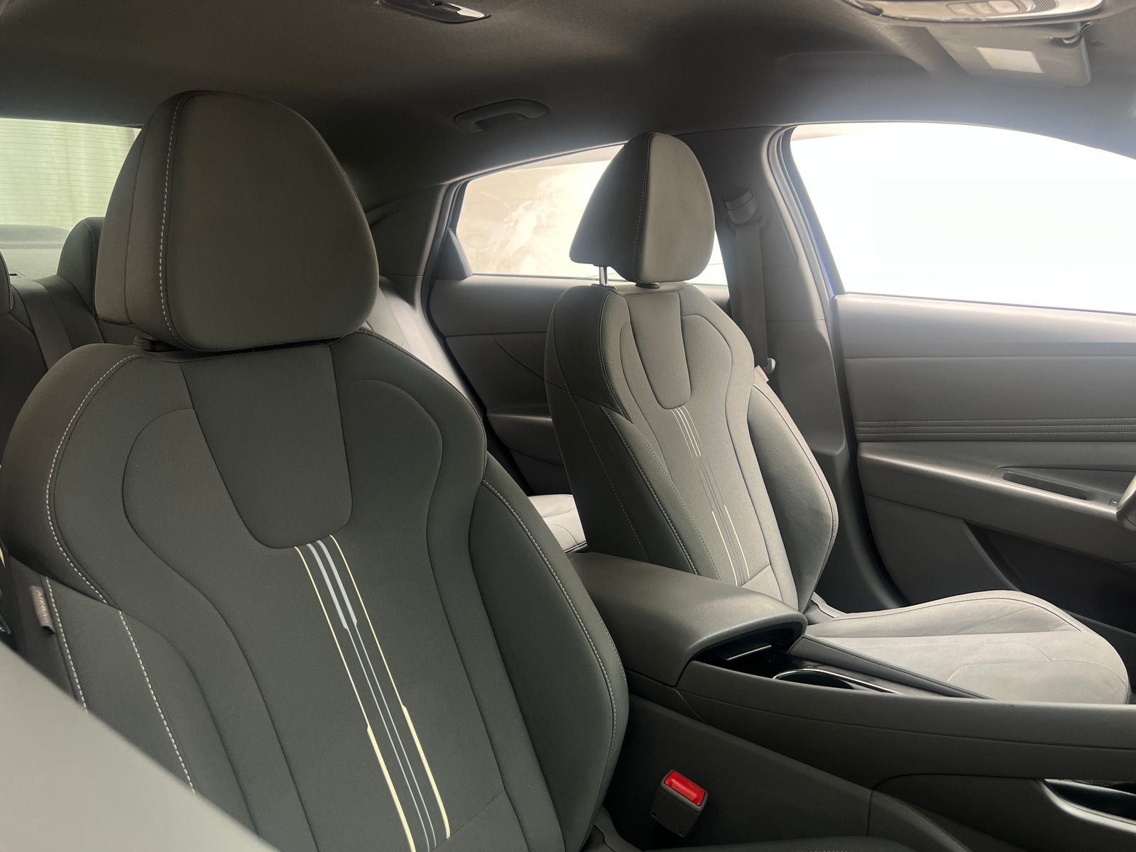 Thumbnail: 2023 Hyundai Elantra - 2