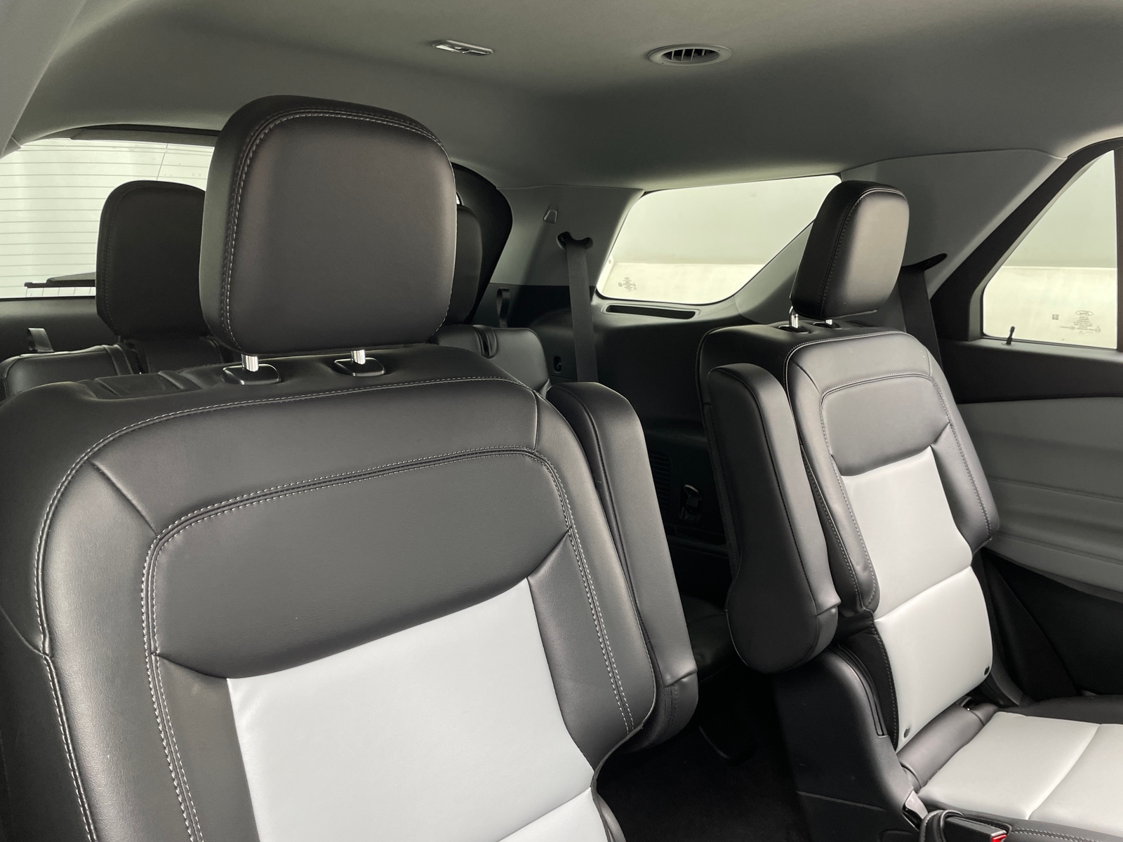 Thumbnail: 2024 Ford Explorer - 5