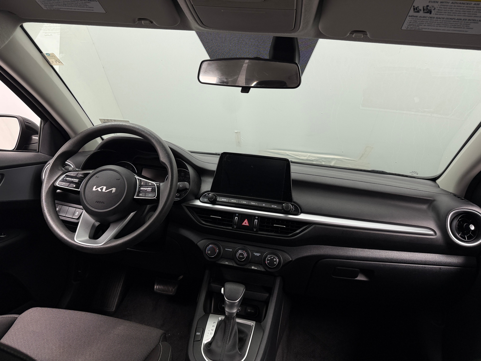 Thumbnail: 2023 Kia Forte - 3