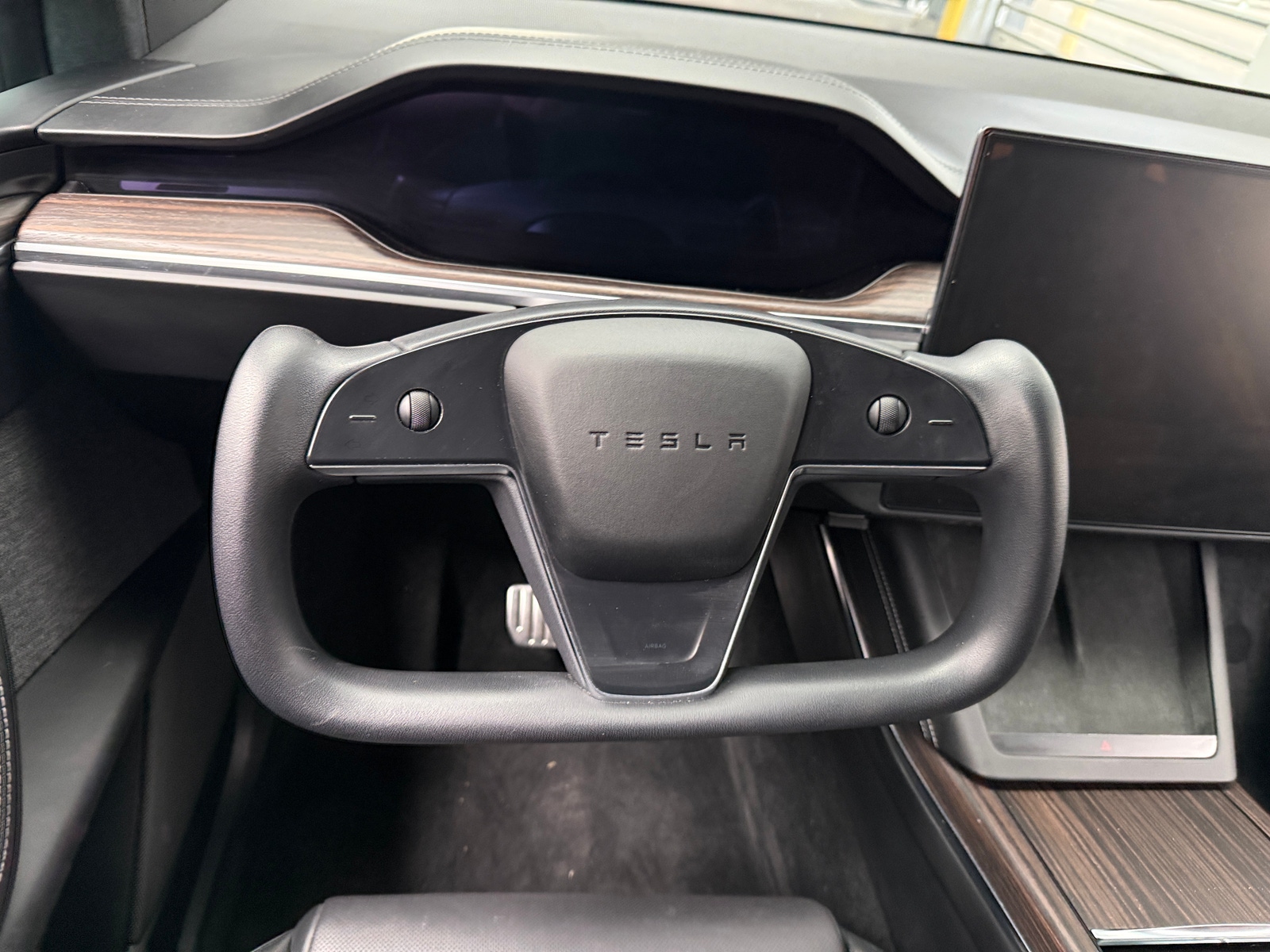 Thumbnail: 2023 Tesla Model X - 4
