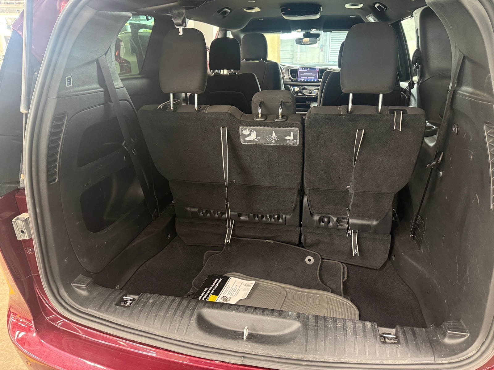 Thumbnail: 2021 Chrysler Pacifica - 7