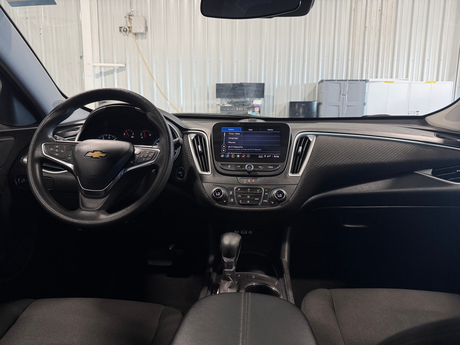 Thumbnail: 2024 Chevrolet Malibu - 3