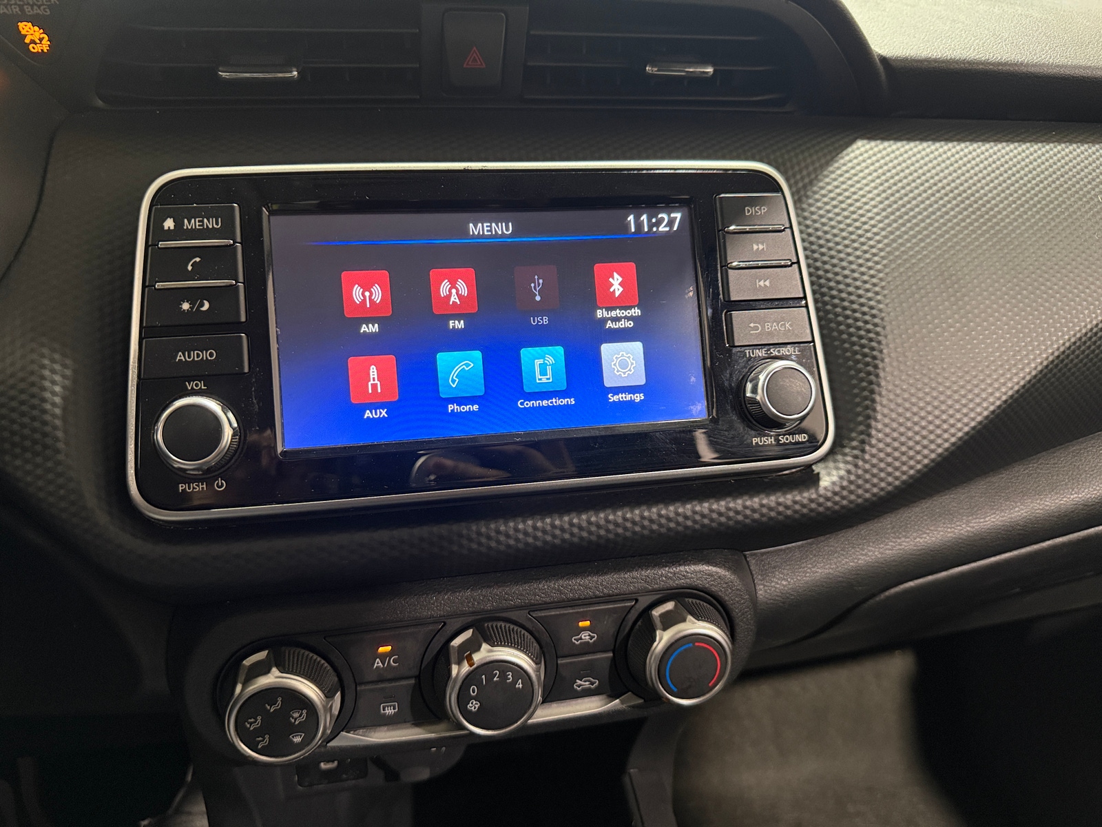 Thumbnail: 2024 Nissan Kicks - 4