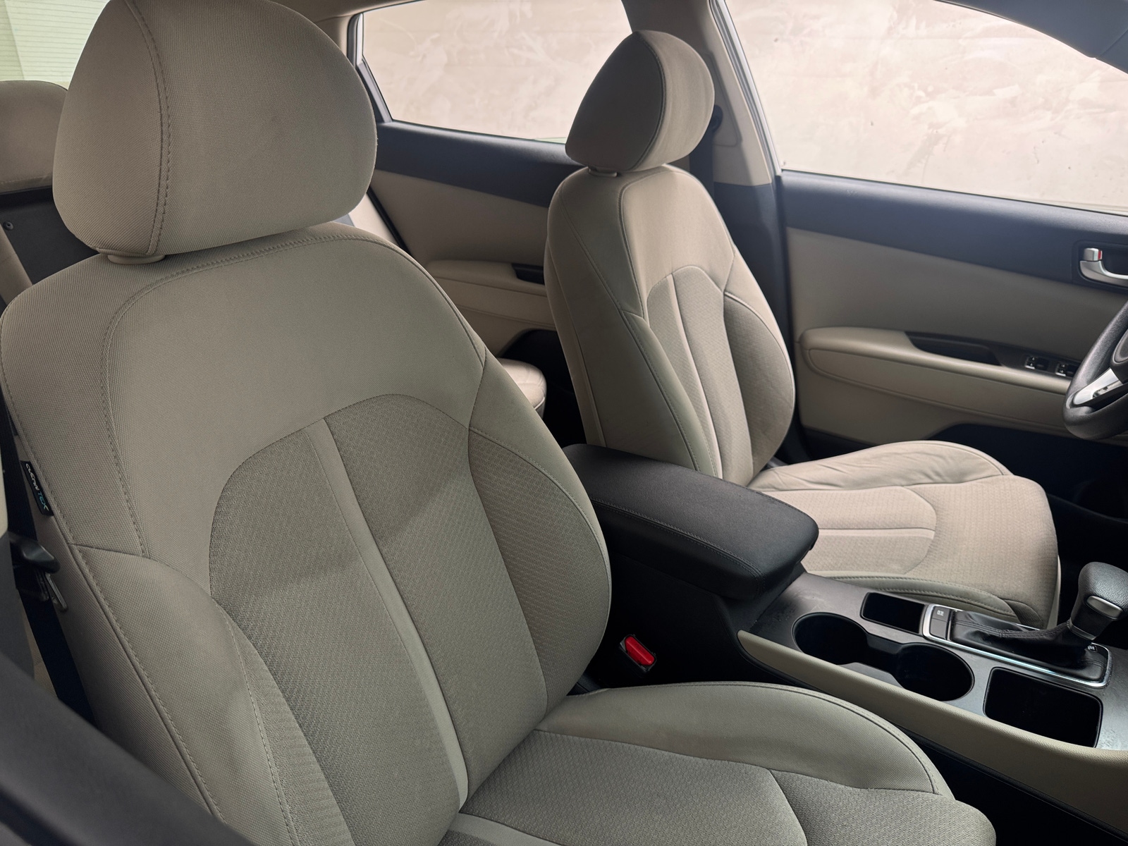 Thumbnail: 2016 Kia Optima - 2
