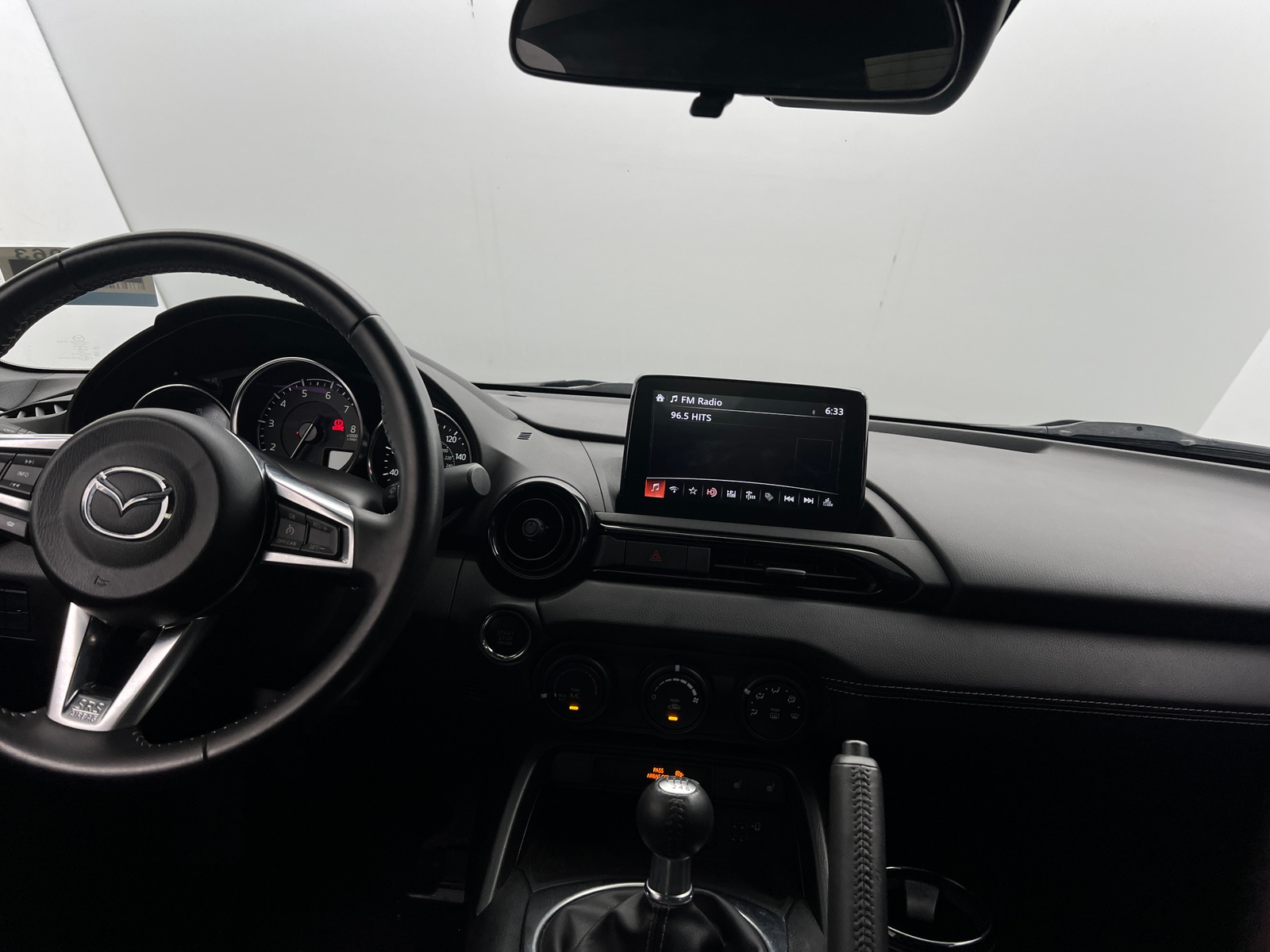 Thumbnail: 2023 Mazda MX-5 Miata - 3