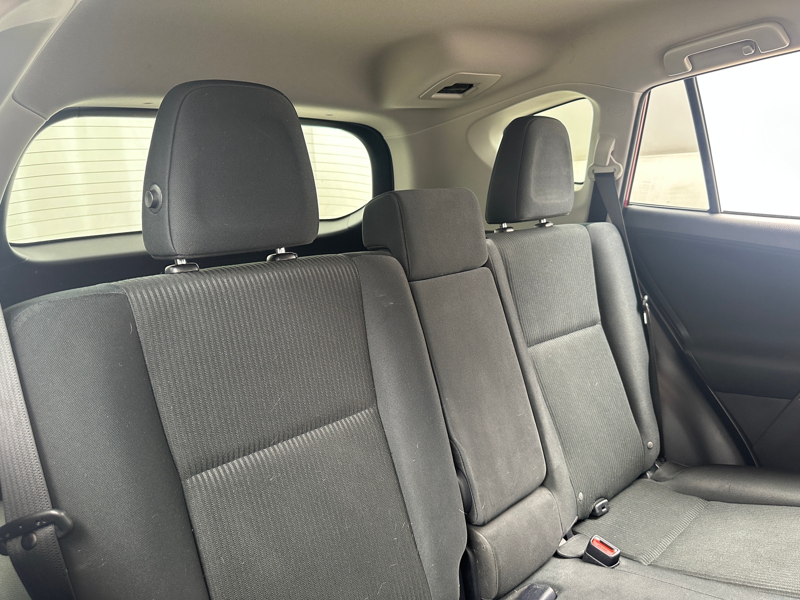 Thumbnail: 2017 Toyota RAV4 - 6