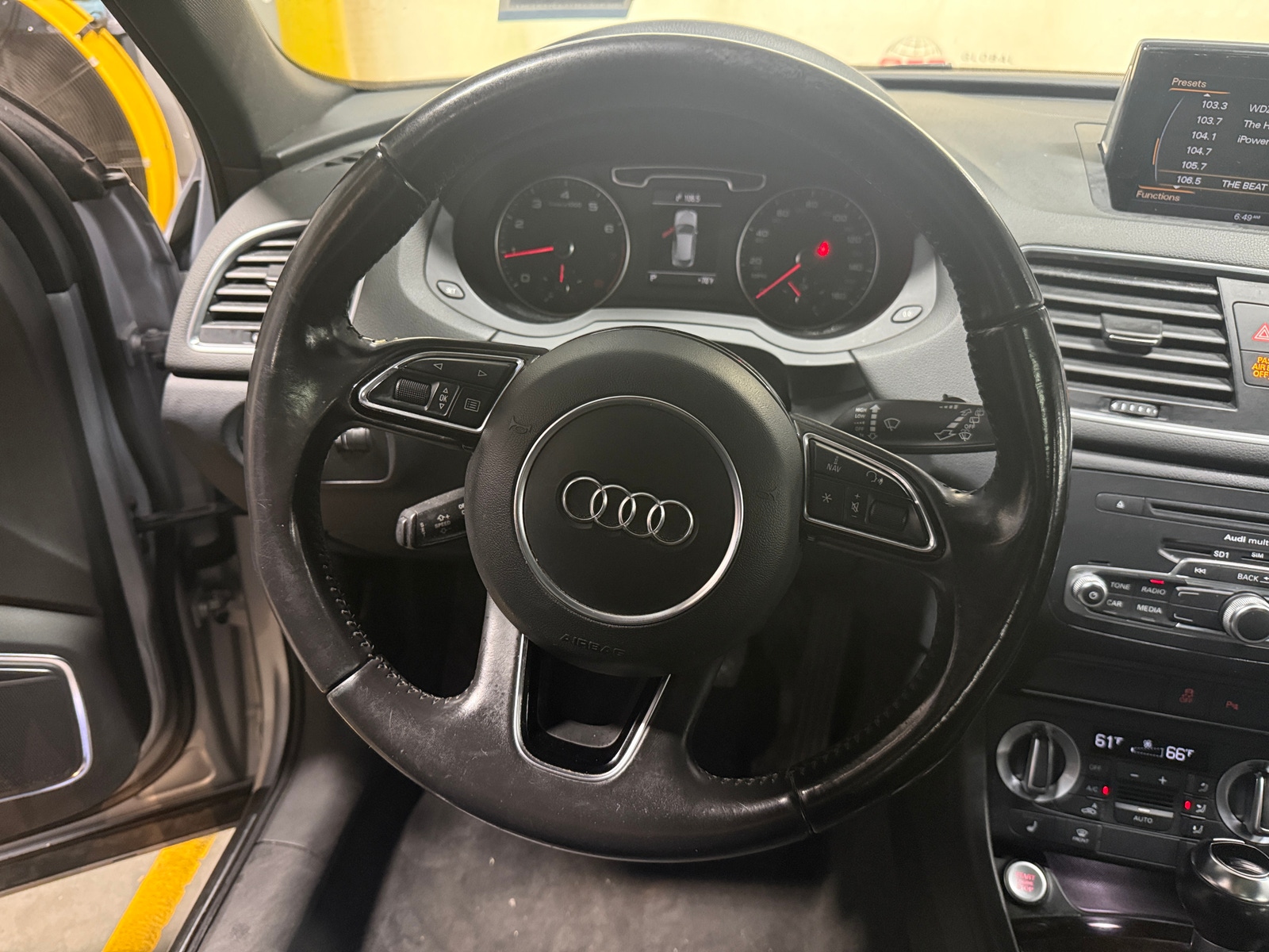 Thumbnail: 2015 Audi Q3 - 4