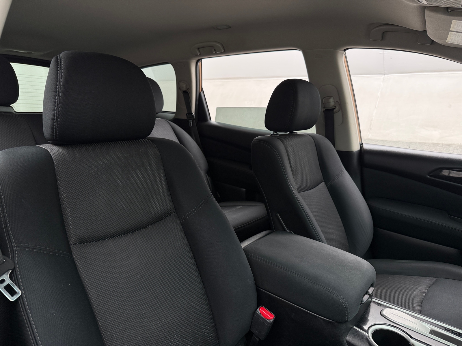 Thumbnail: 2017 Nissan Pathfinder - 2
