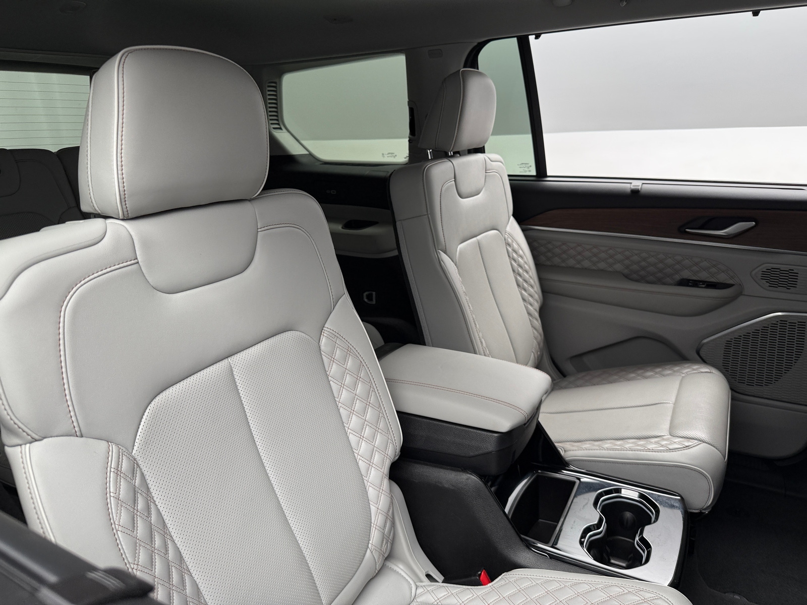 Thumbnail: 2021 Jeep Grand Cherokee L - 5