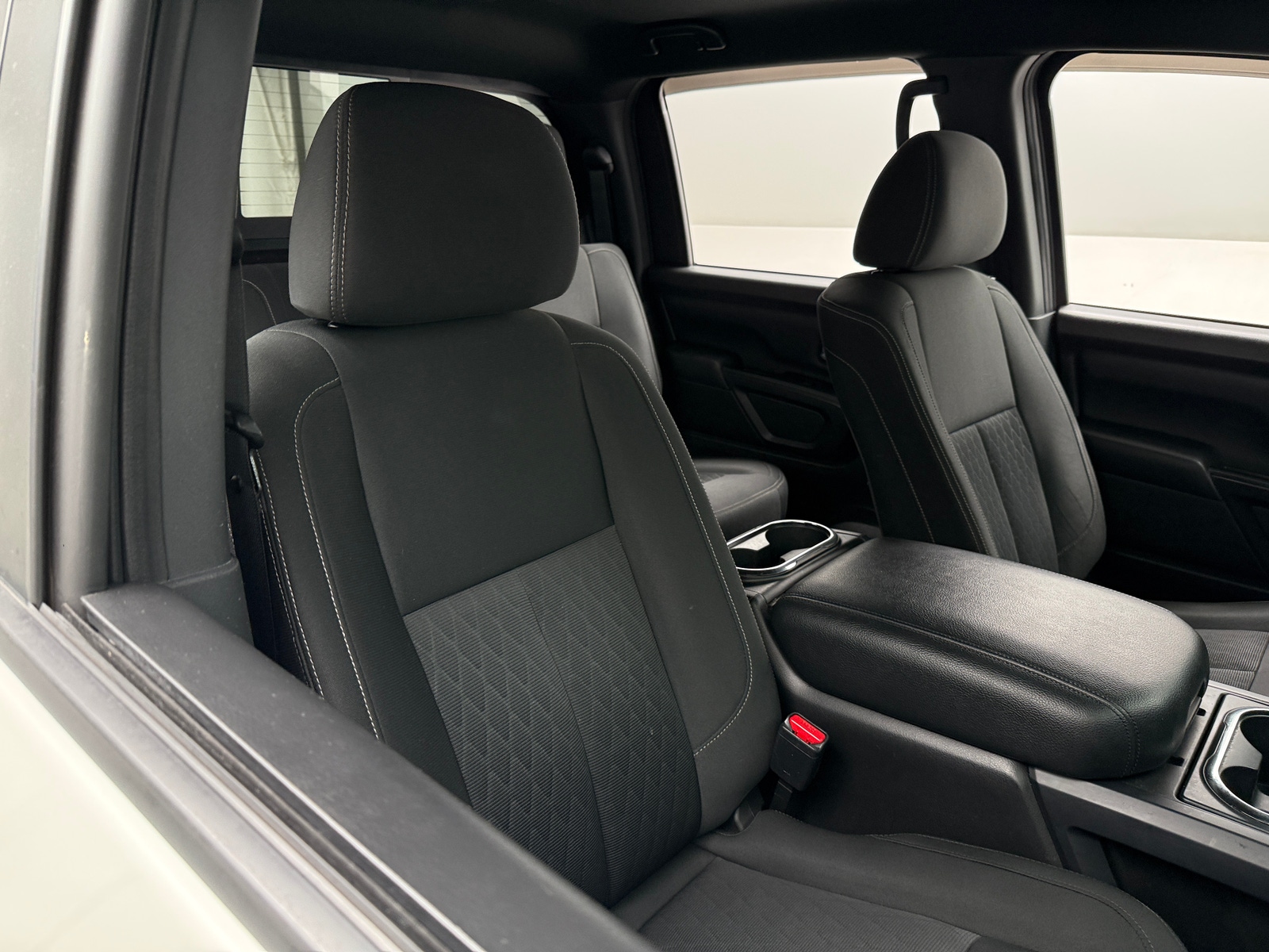 Thumbnail: 2018 Nissan Titan - 2