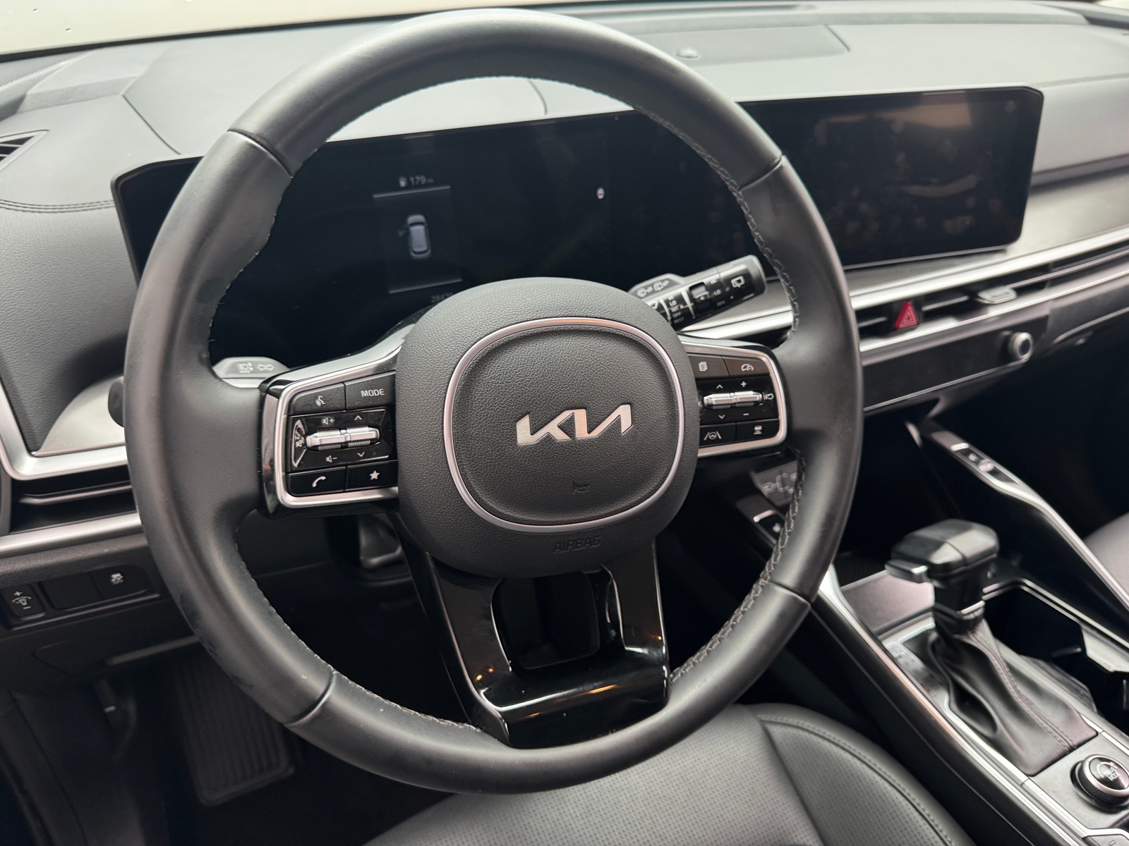 Thumbnail: 2024 Kia Sorento - 5