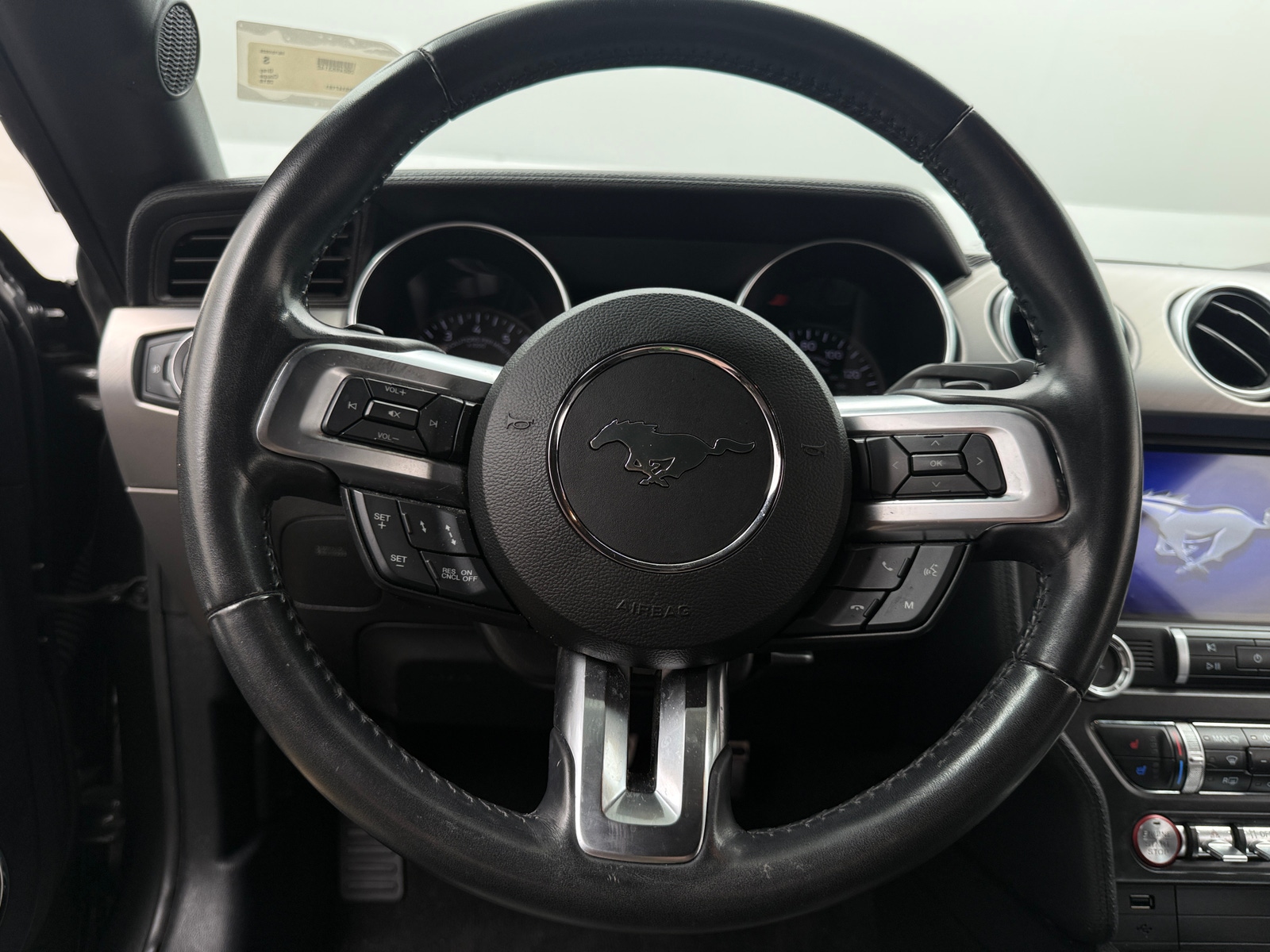 Thumbnail: 2019 Ford Mustang - 3