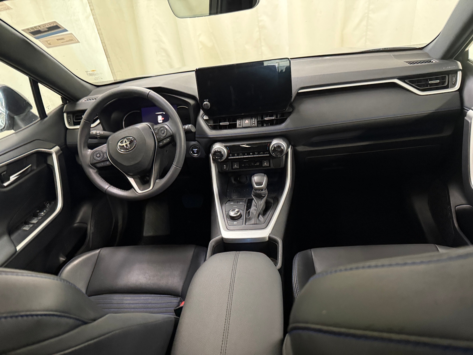Thumbnail: 2023 Toyota RAV4 - 2