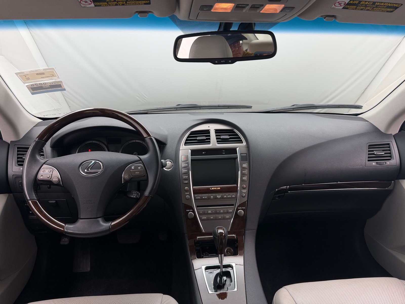 Thumbnail: 2012 Lexus ES - 2