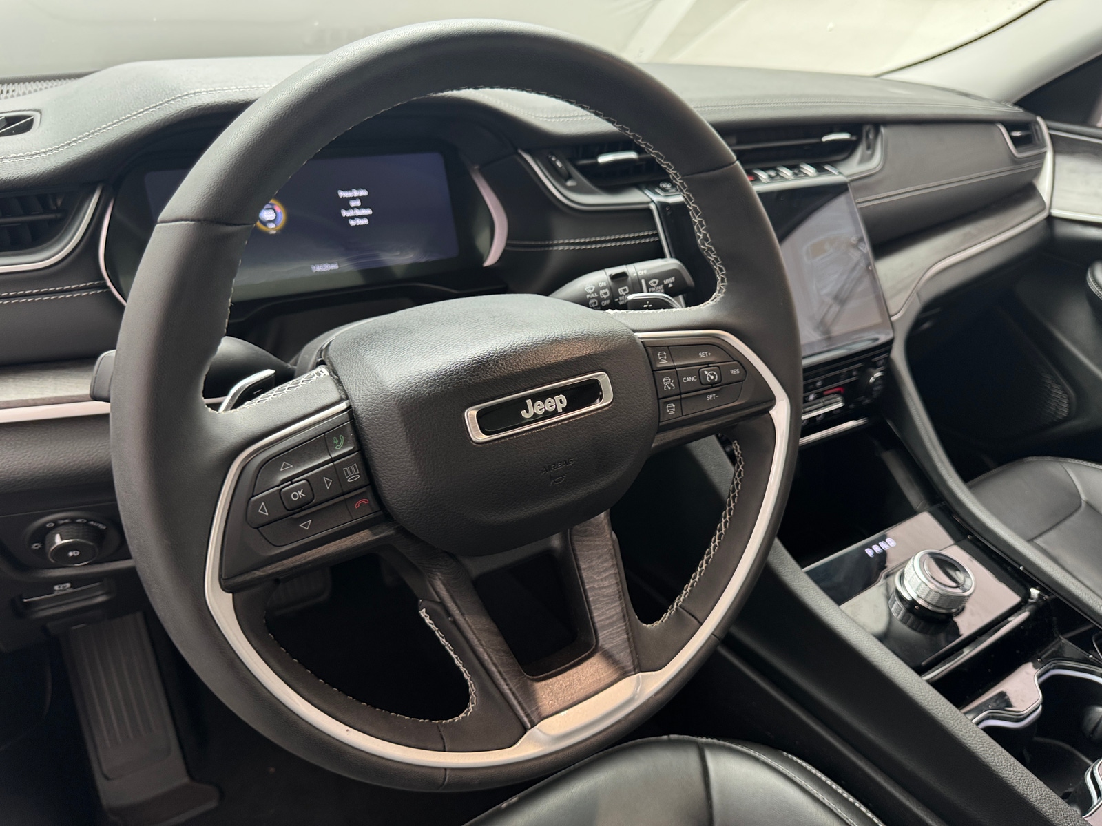 Thumbnail: 2023 Jeep Grand Cherokee - 4