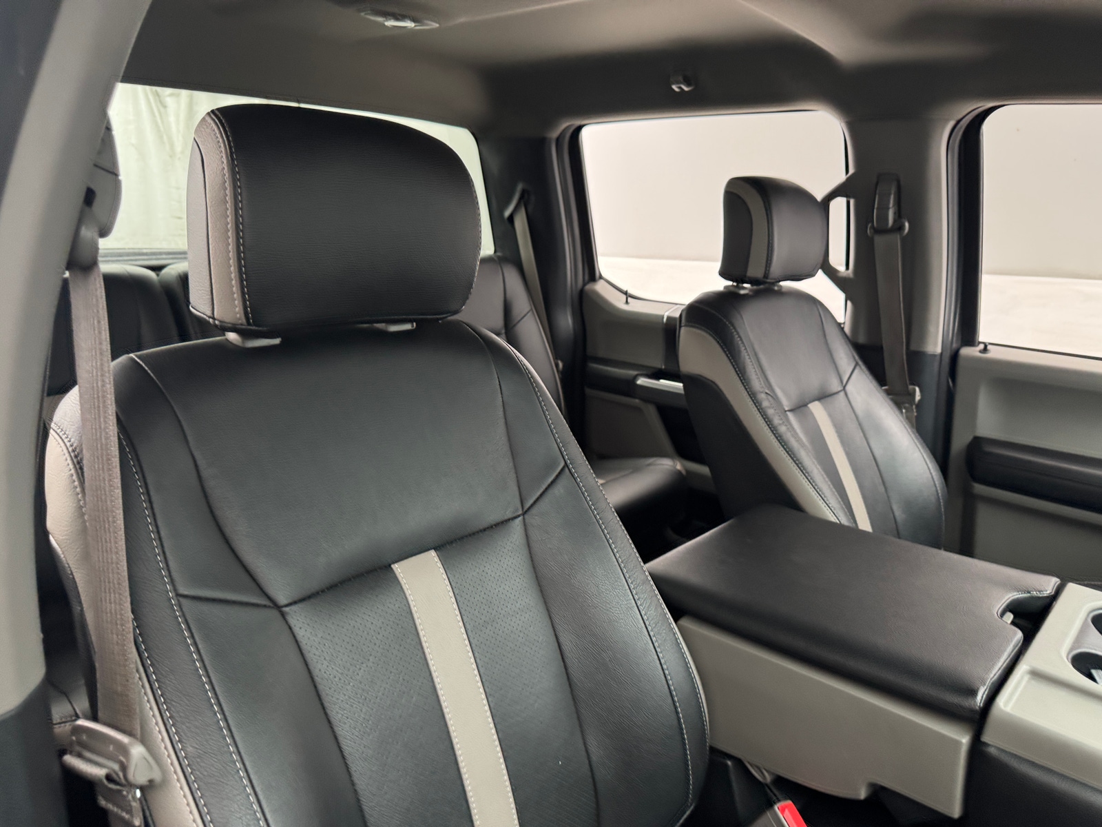 Thumbnail: 2019 Ford Econoline - 2