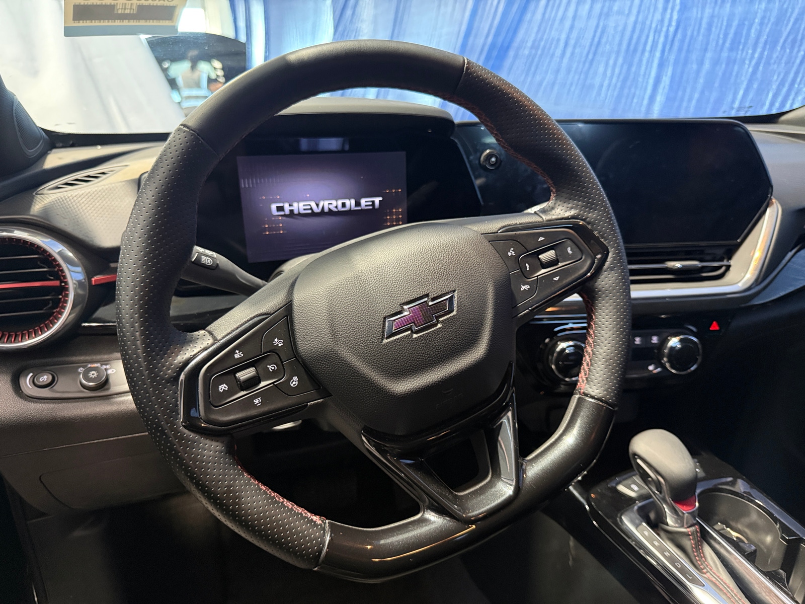 Thumbnail: 2024 Chevrolet Trax - 4