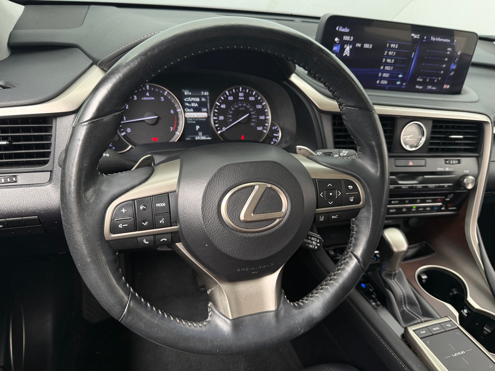 Thumbnail: 2020 Lexus RX - 4