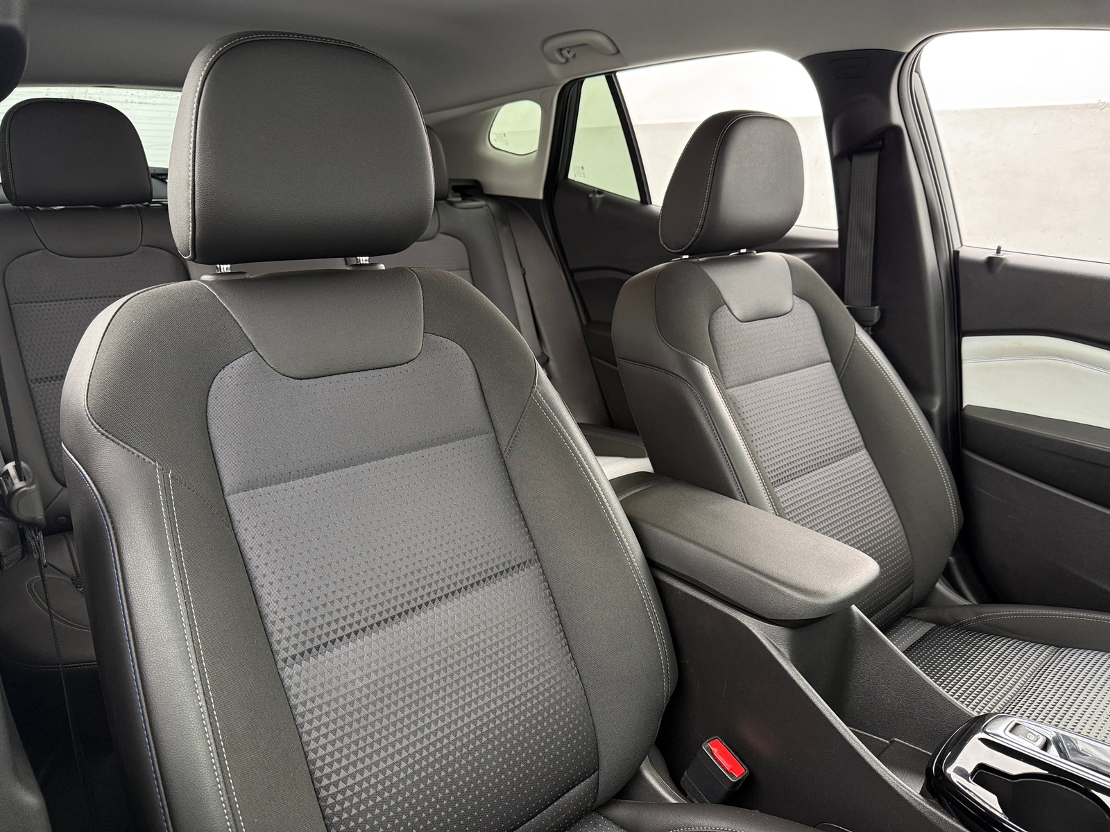 Thumbnail: 2025 Chevrolet Trax - 2