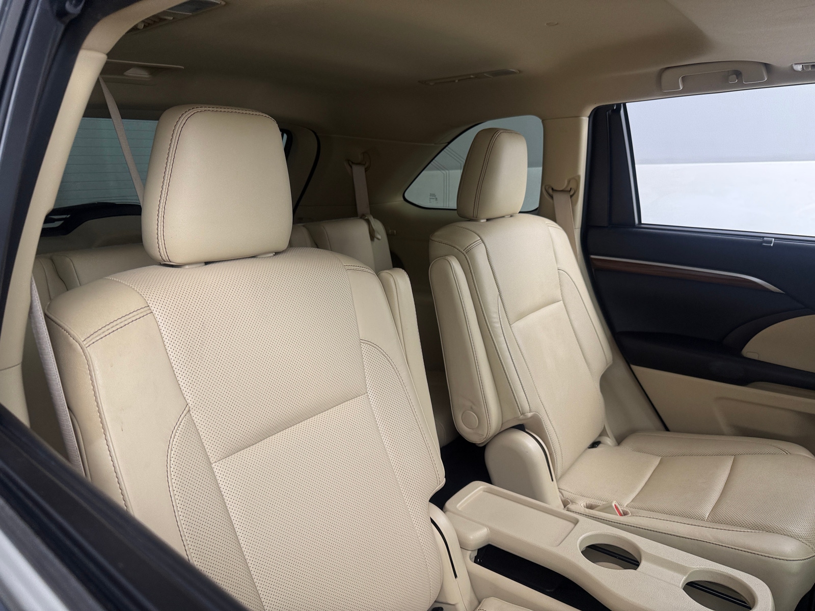 Thumbnail: 2019 Toyota Highlander - 5
