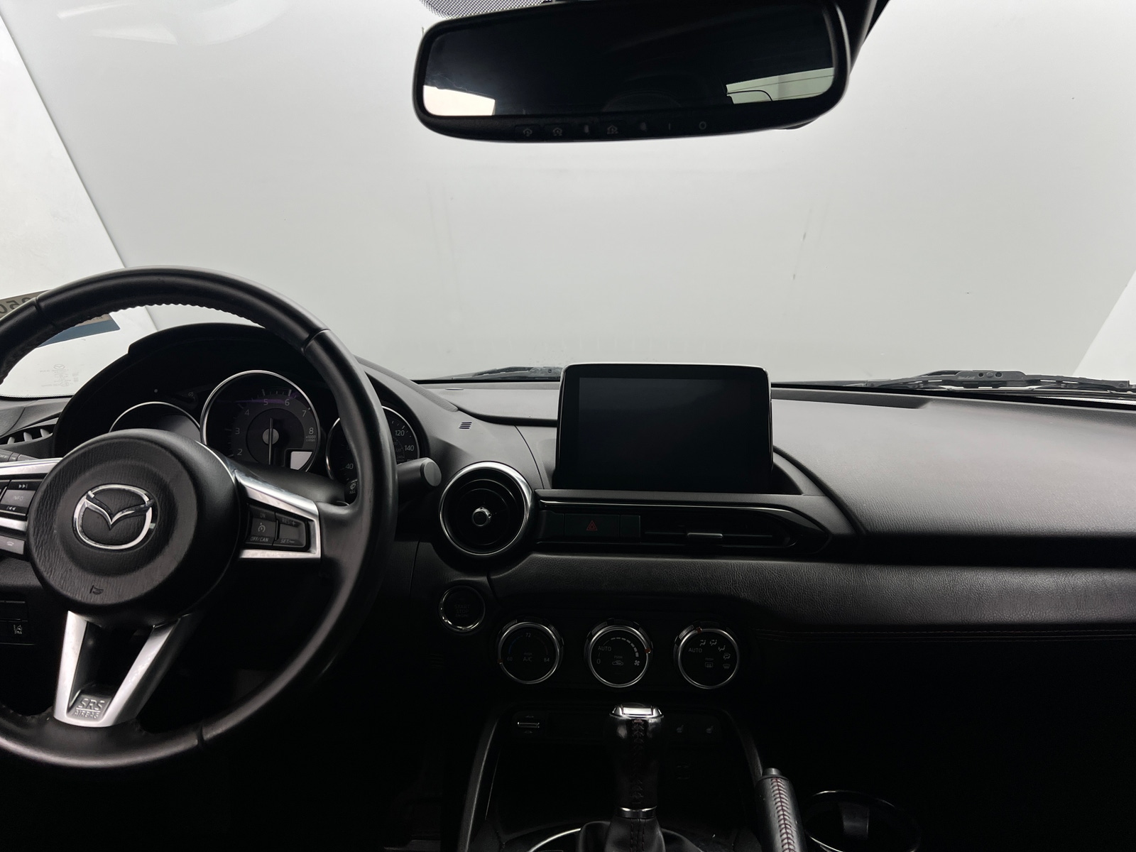 Thumbnail: 2018 Mazda MX-5 Miata - 2