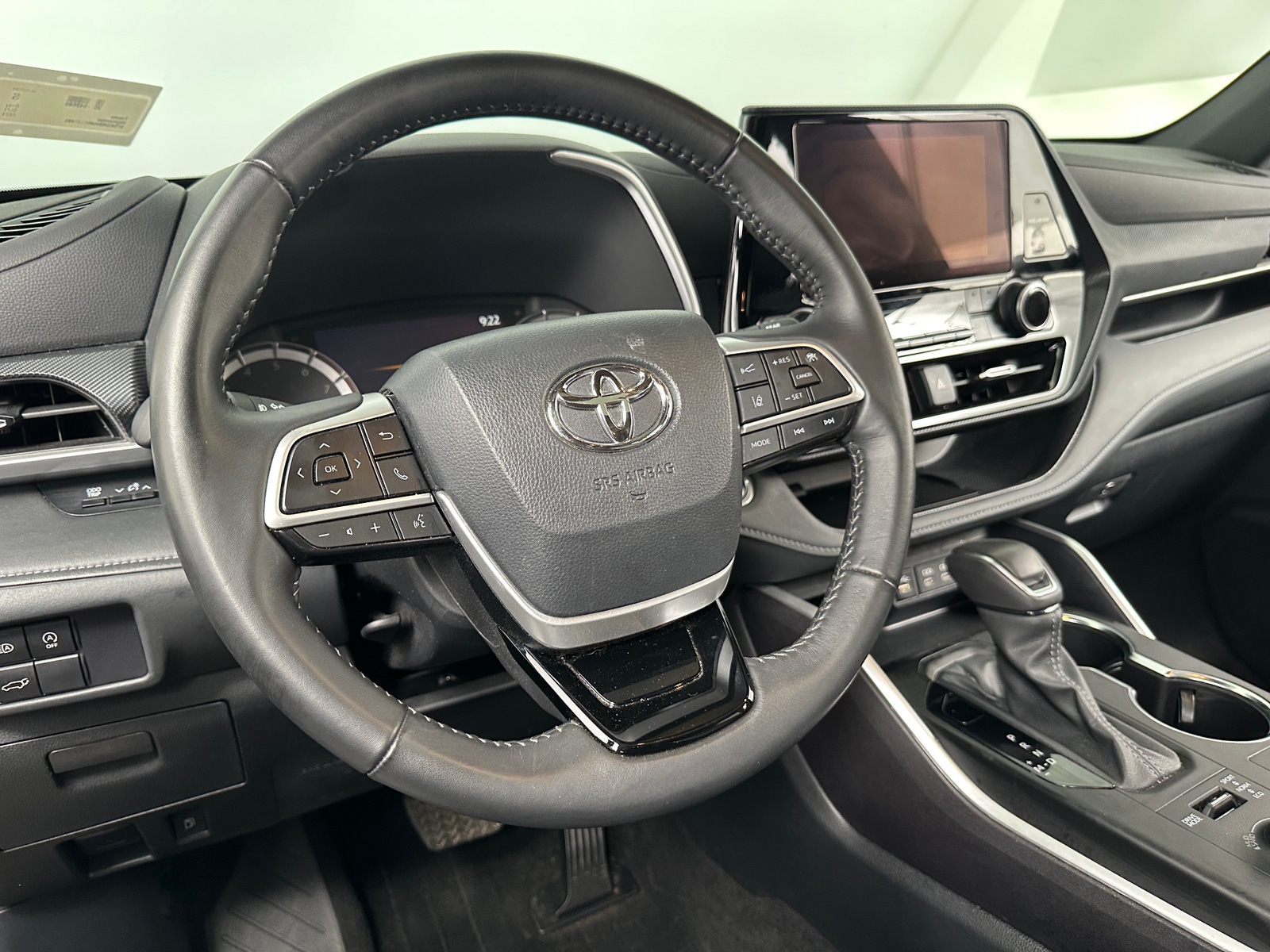 Thumbnail: 2024 Toyota Highlander - 4