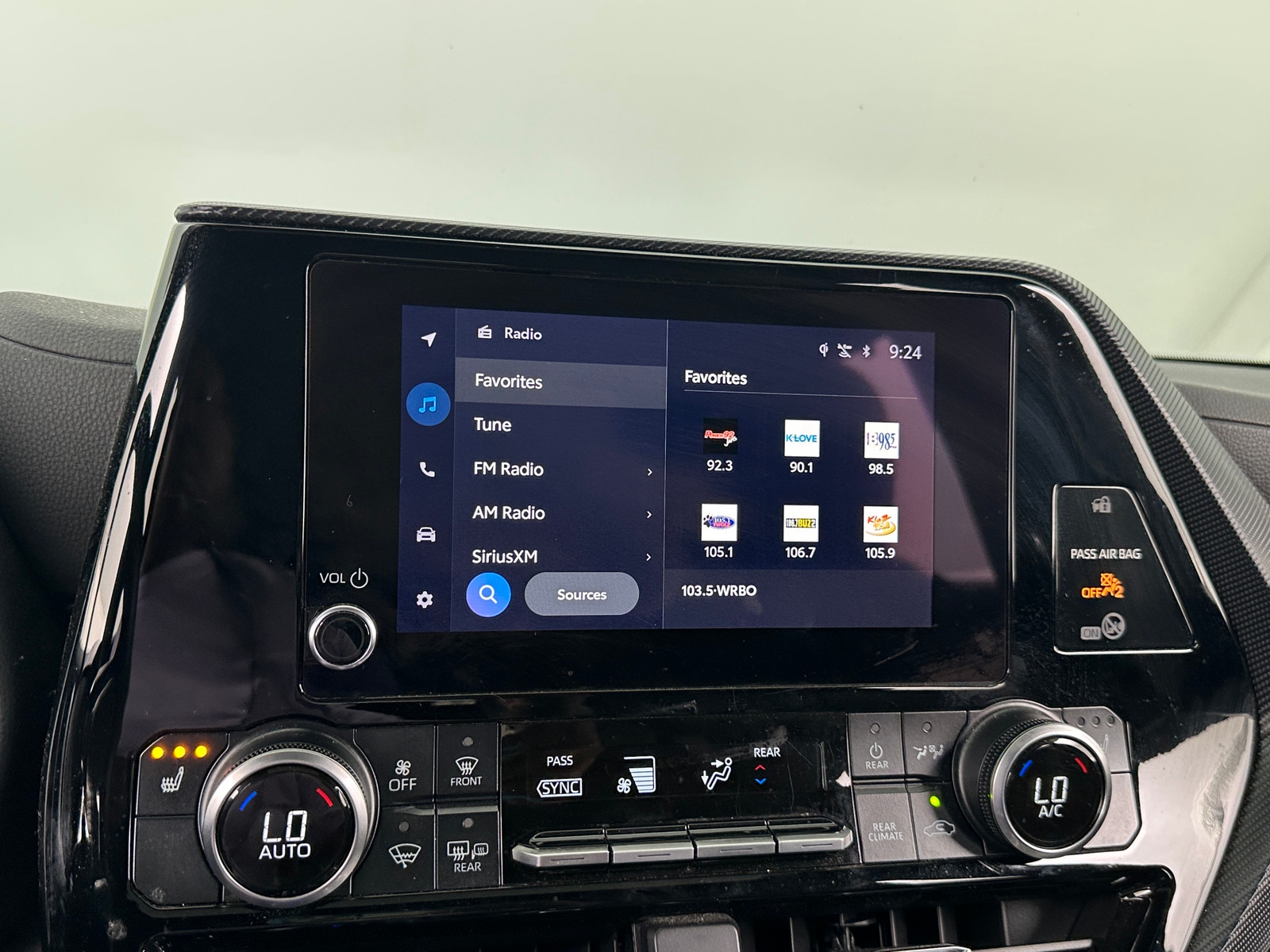 Thumbnail: 2024 Toyota Highlander - 3