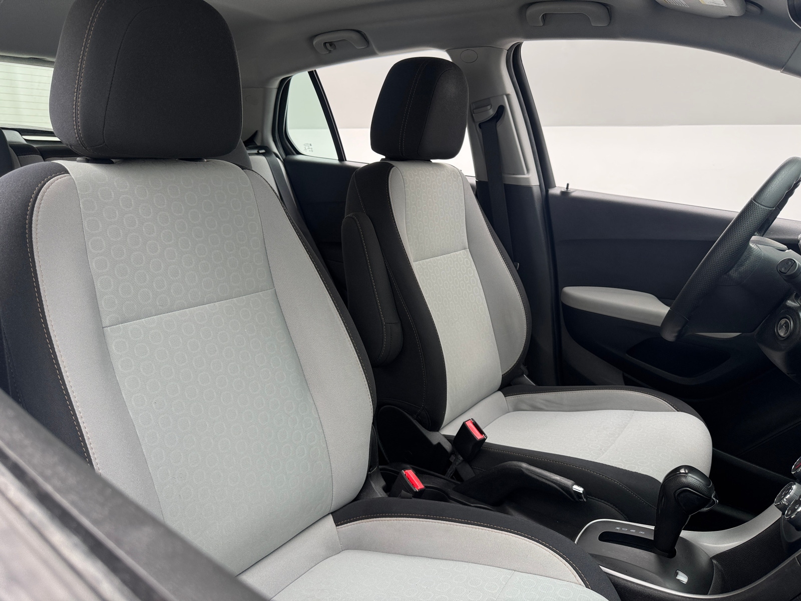 Thumbnail: 2019 Chevrolet Trax - 2