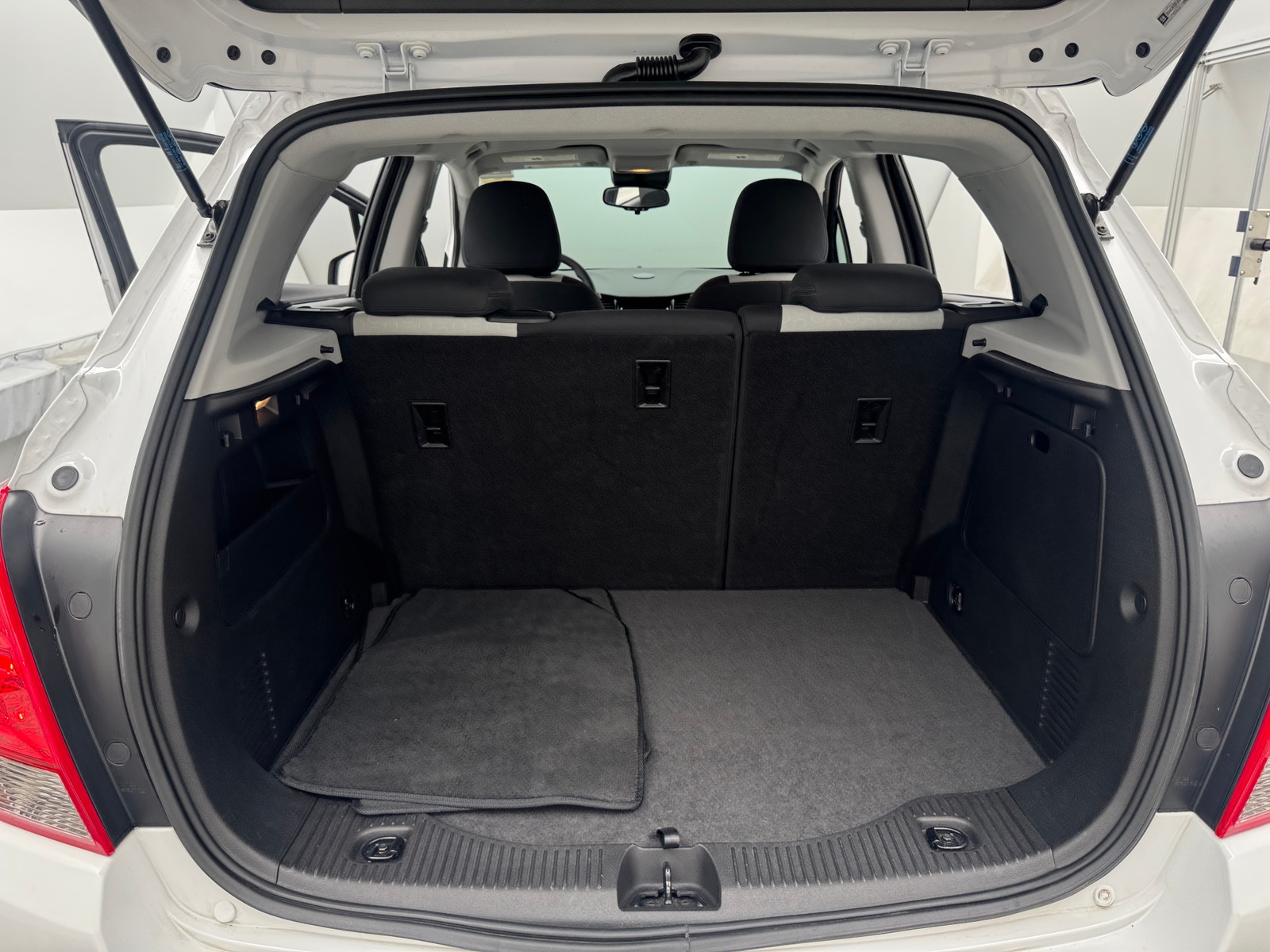 Thumbnail: 2019 Chevrolet Trax - 7