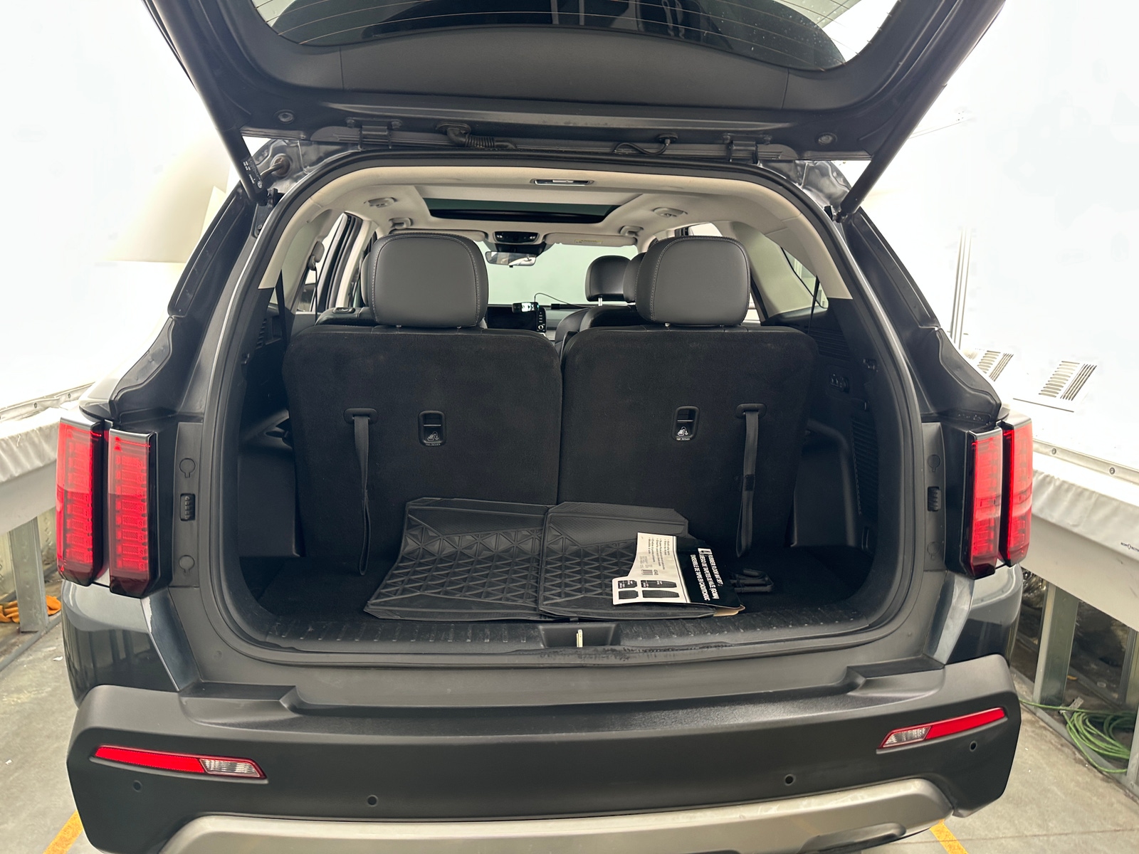 Thumbnail: 2021 Kia Sorento - 6
