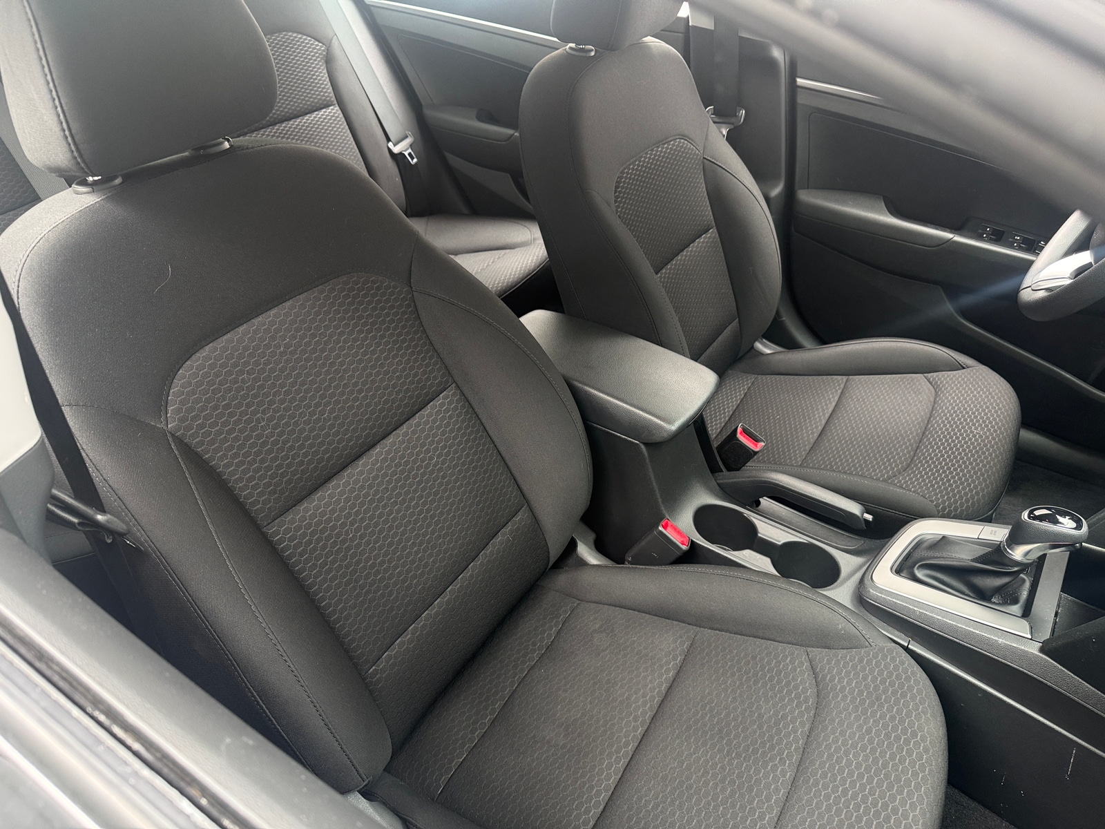 Thumbnail: 2020 Hyundai Elantra - 2