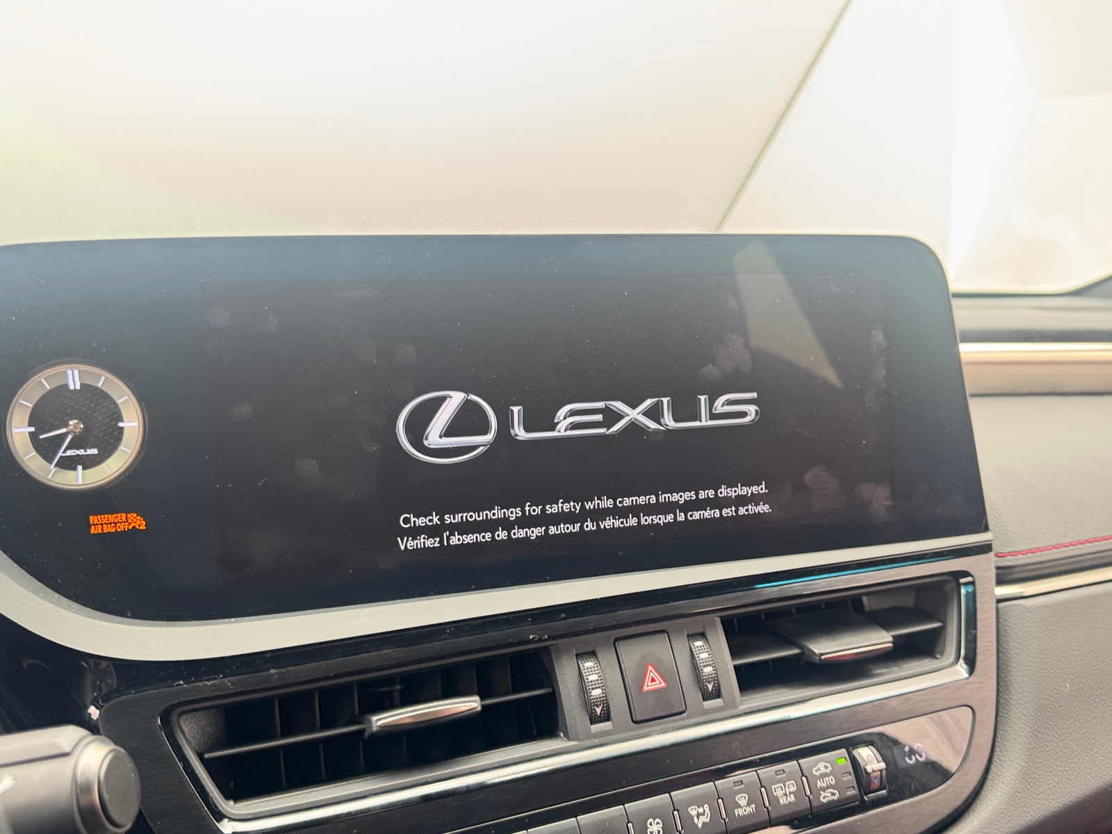 Thumbnail: 2022 Lexus ES - 3
