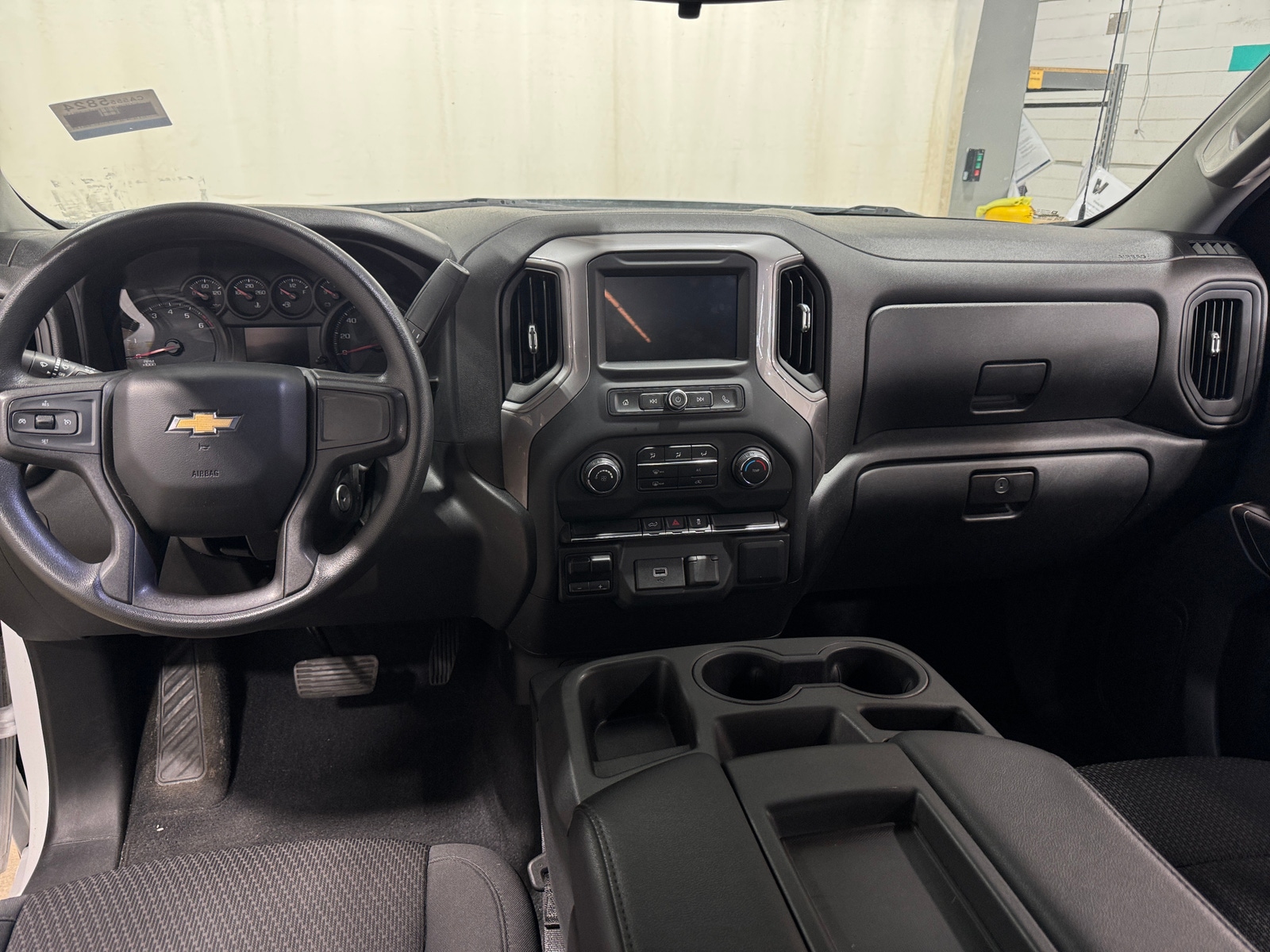 Thumbnail: 2020 Chevrolet Silverado 1500 - 3