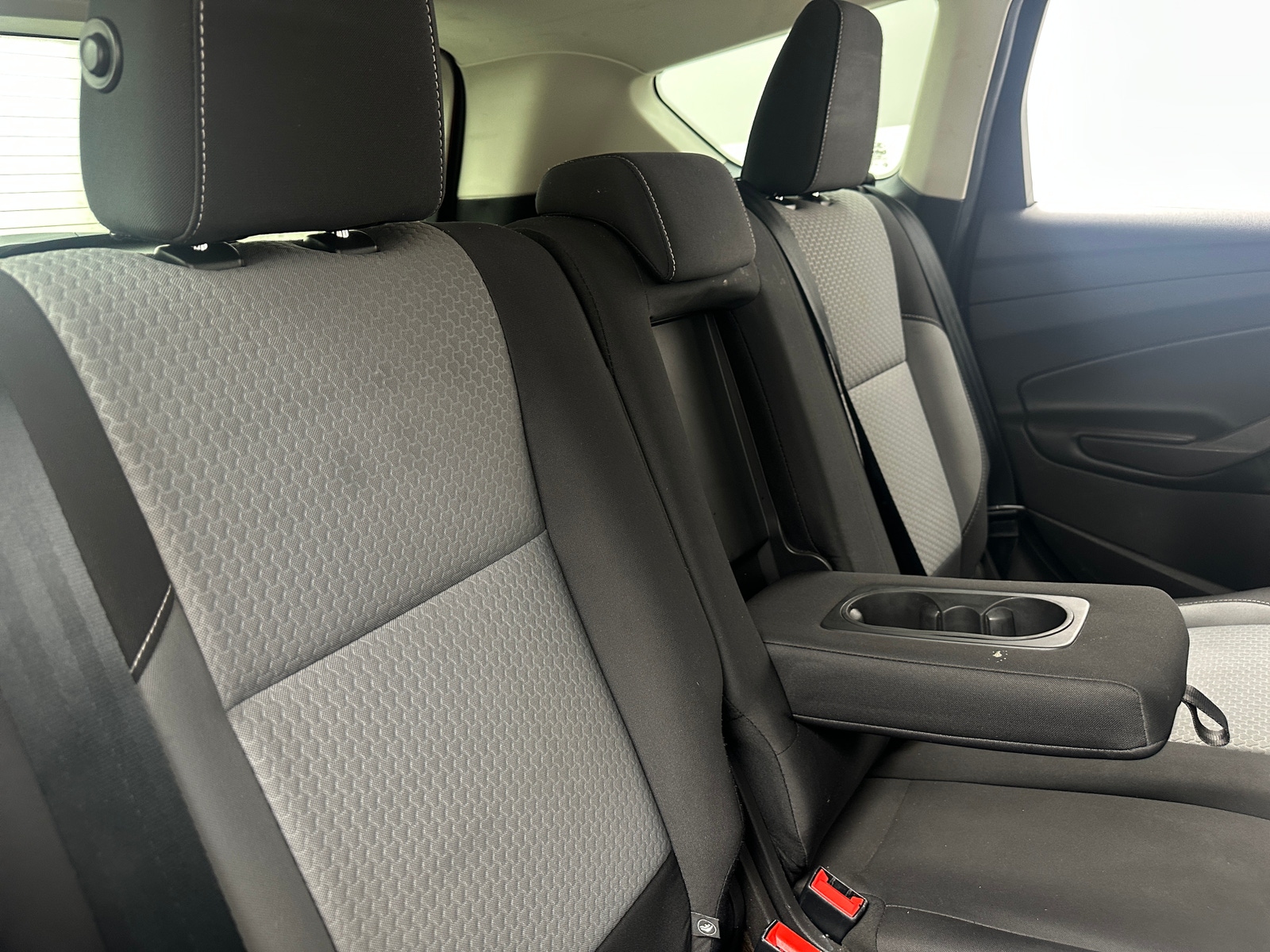 Thumbnail: 2019 Ford Escape - 6