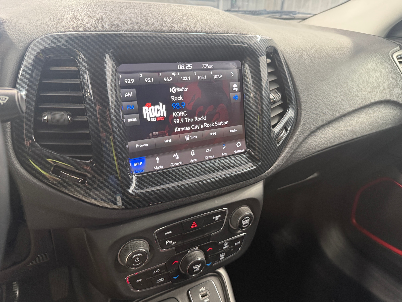 Thumbnail: 2019 Jeep Compass - 4
