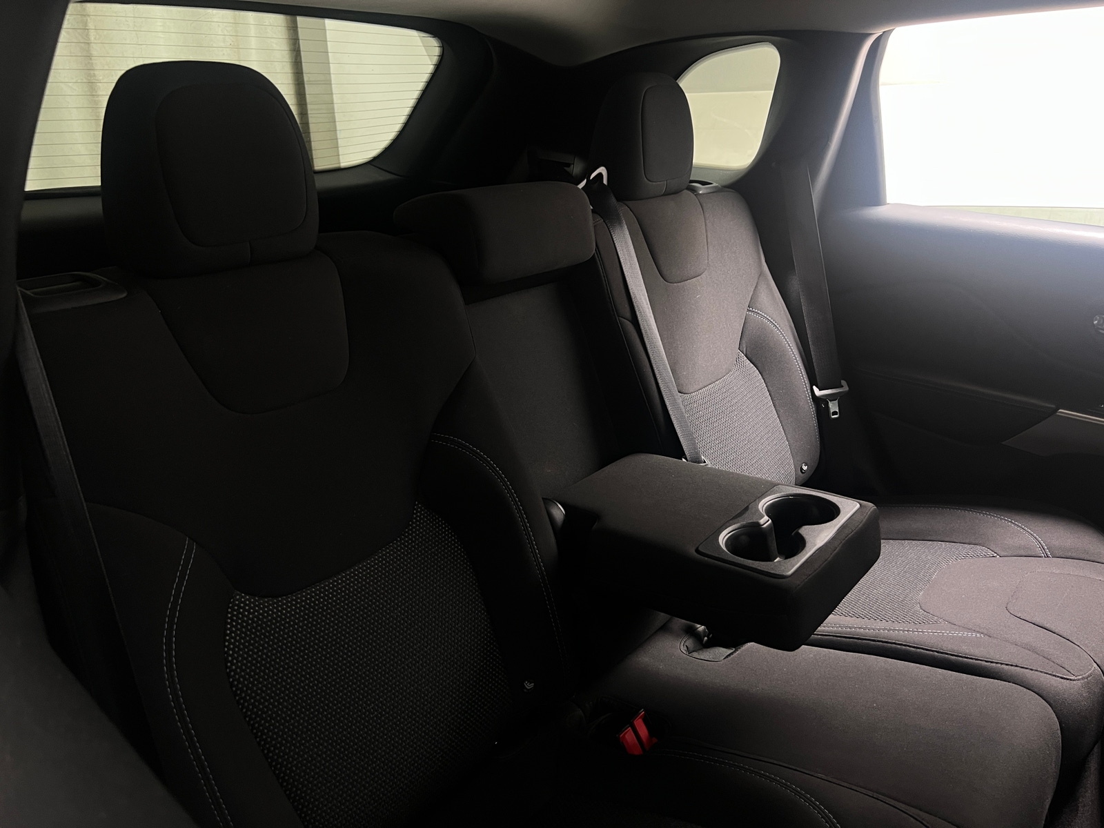 Thumbnail: 2019 Jeep Cherokee - 6