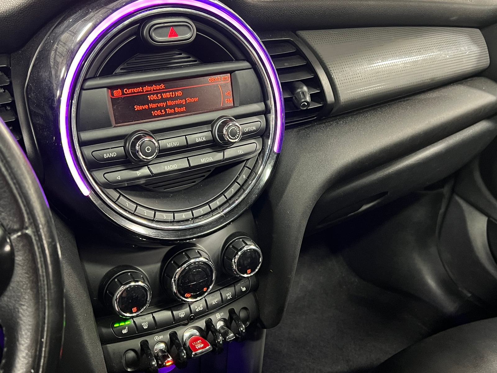 Thumbnail: 2015 MINI Cooper Hardtop - 3